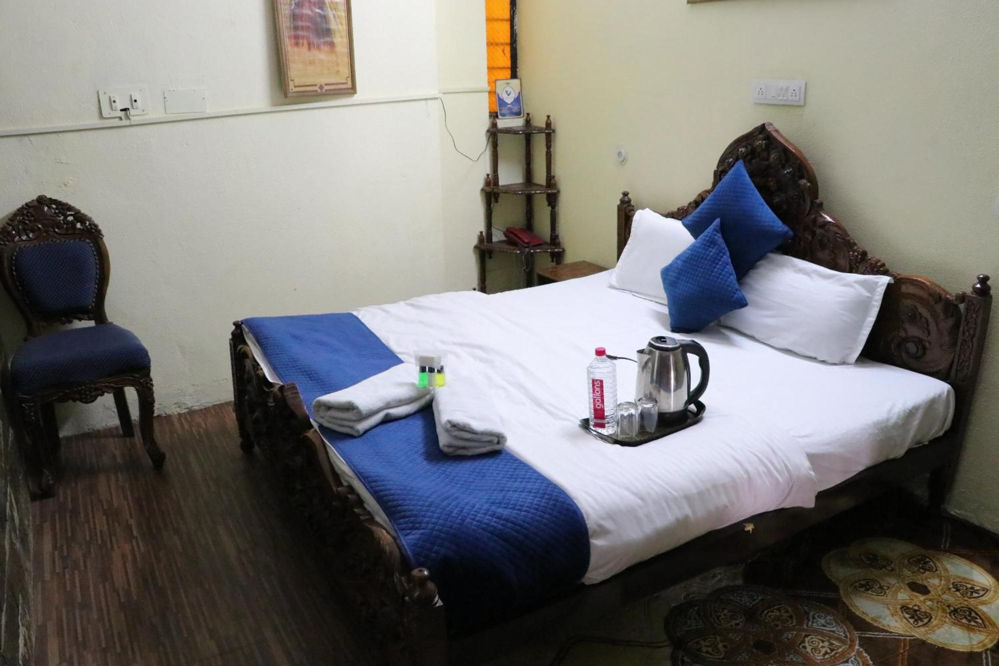 Hotel The Maurvi Jaipur
