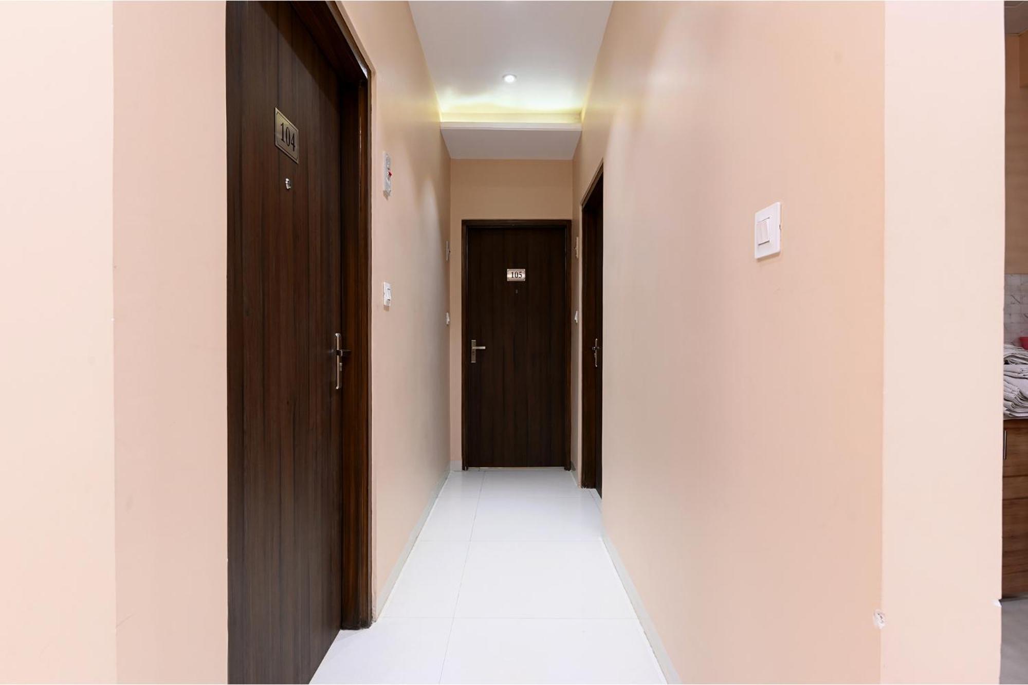 Fabhotel 7th Crossing Malviya Nagar Hotel Jaipur