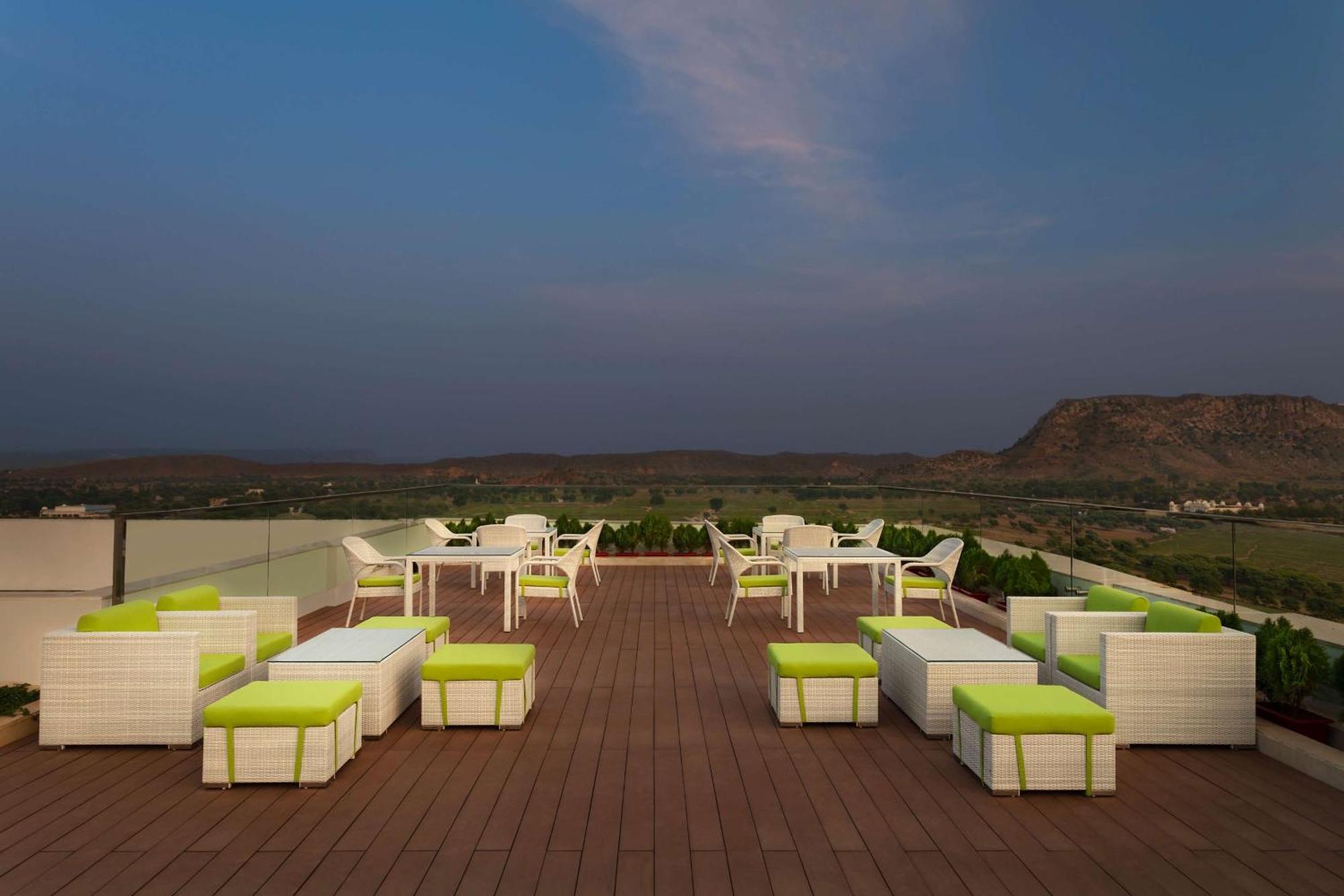 Hotel Doubletree By Hilton Amer Jaipur