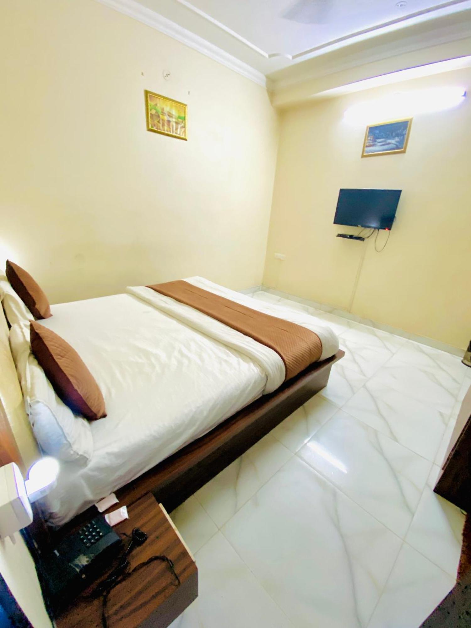 Hotel Mock Orange 3*