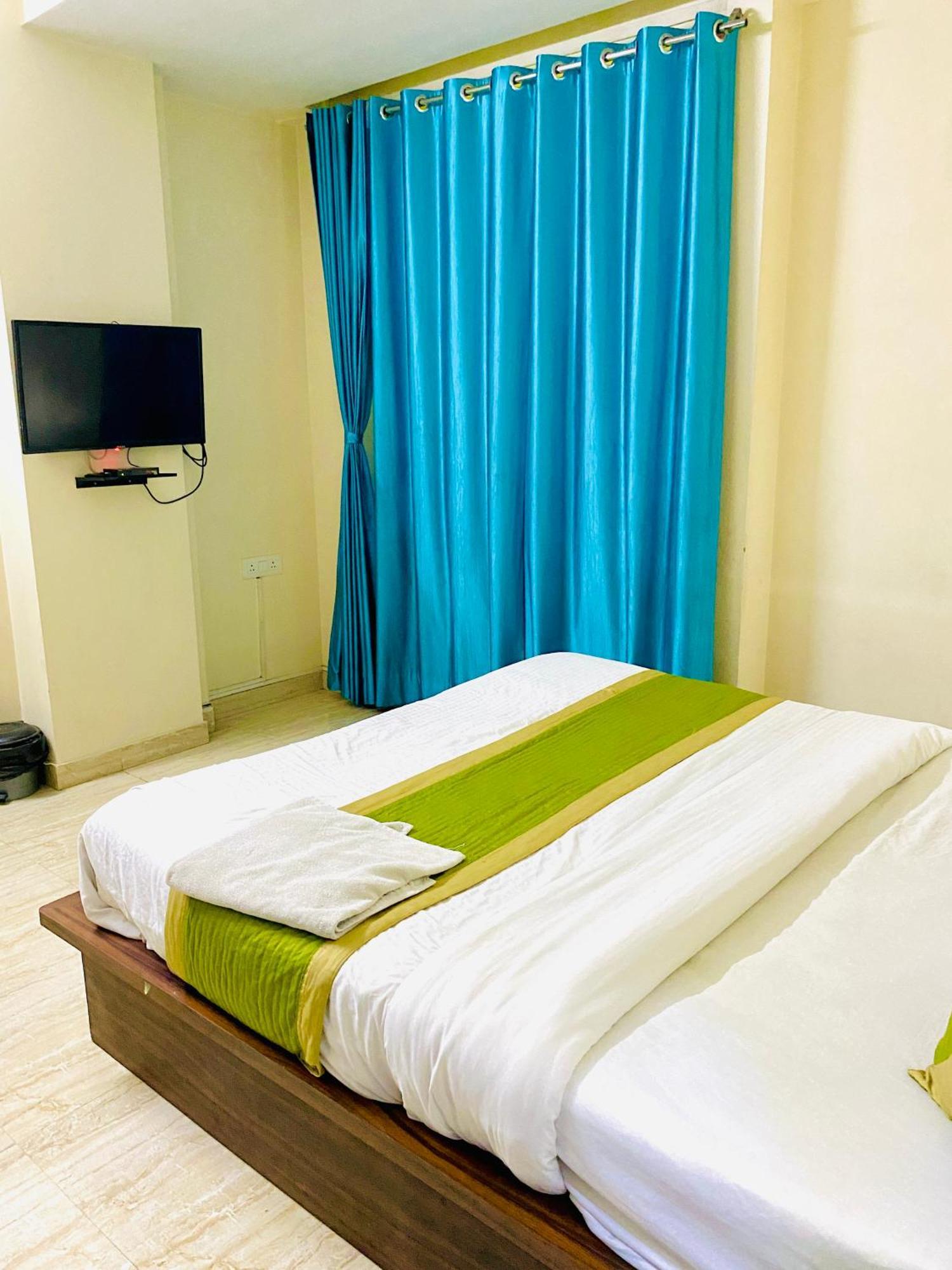 Hotel Mock Orange 3*