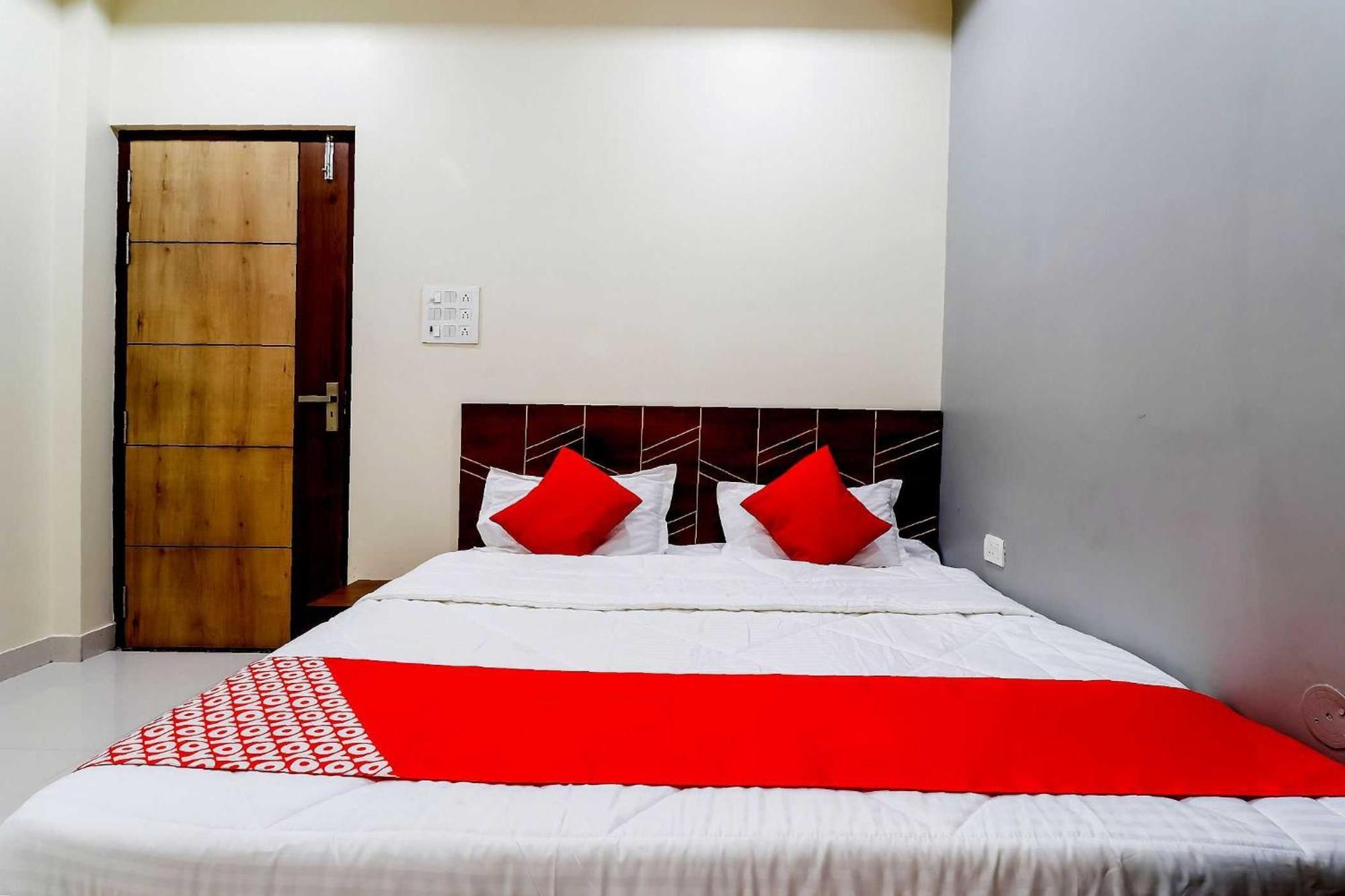 Flagship Shagun Hotel
