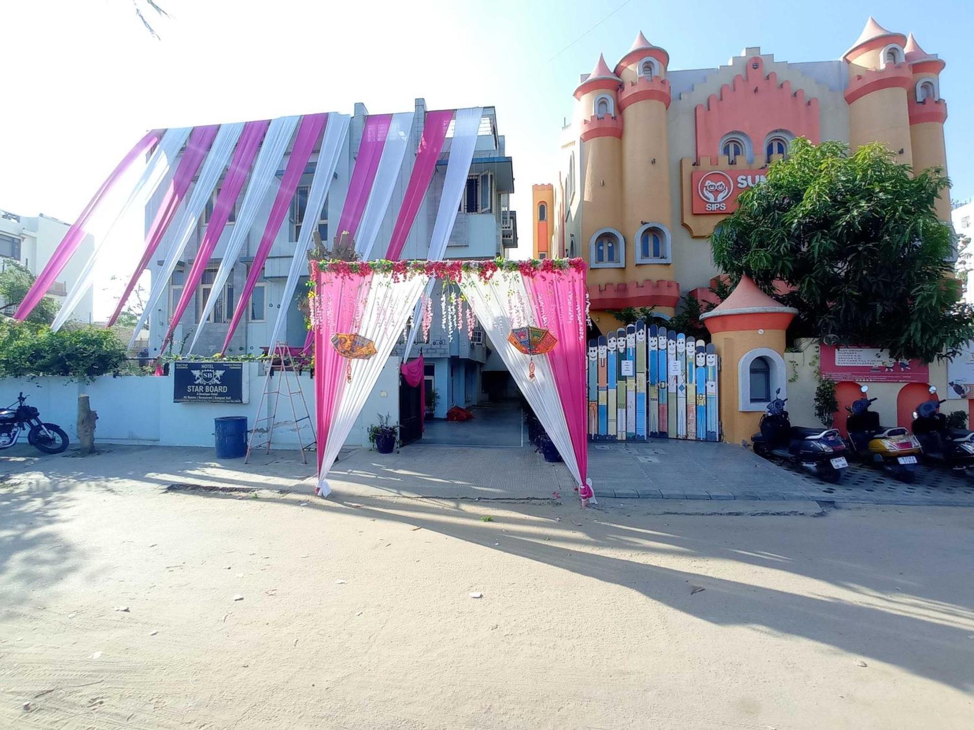O Star Board 3* Jaipur