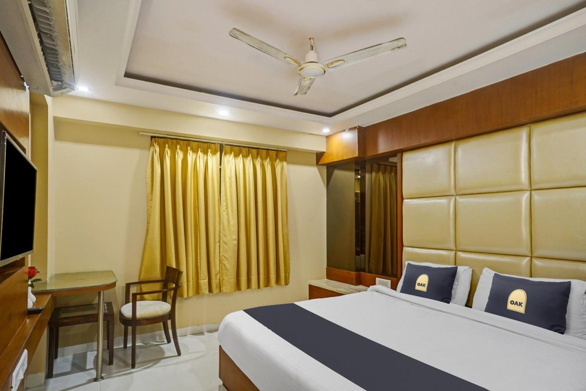 Hotel Super Oyo Townhouse Oak Vinnie Jaipur