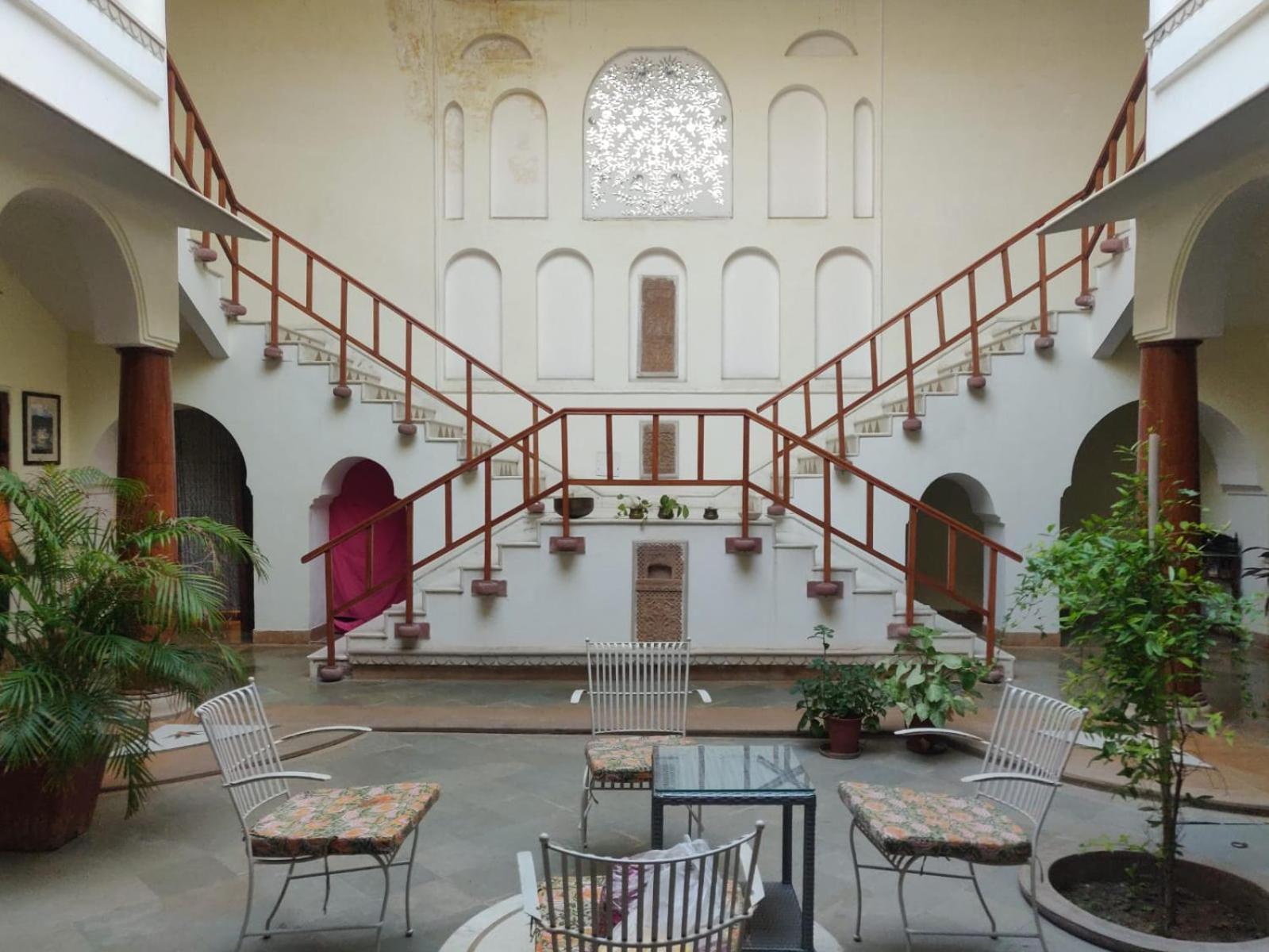 Chhota Mahal 4*