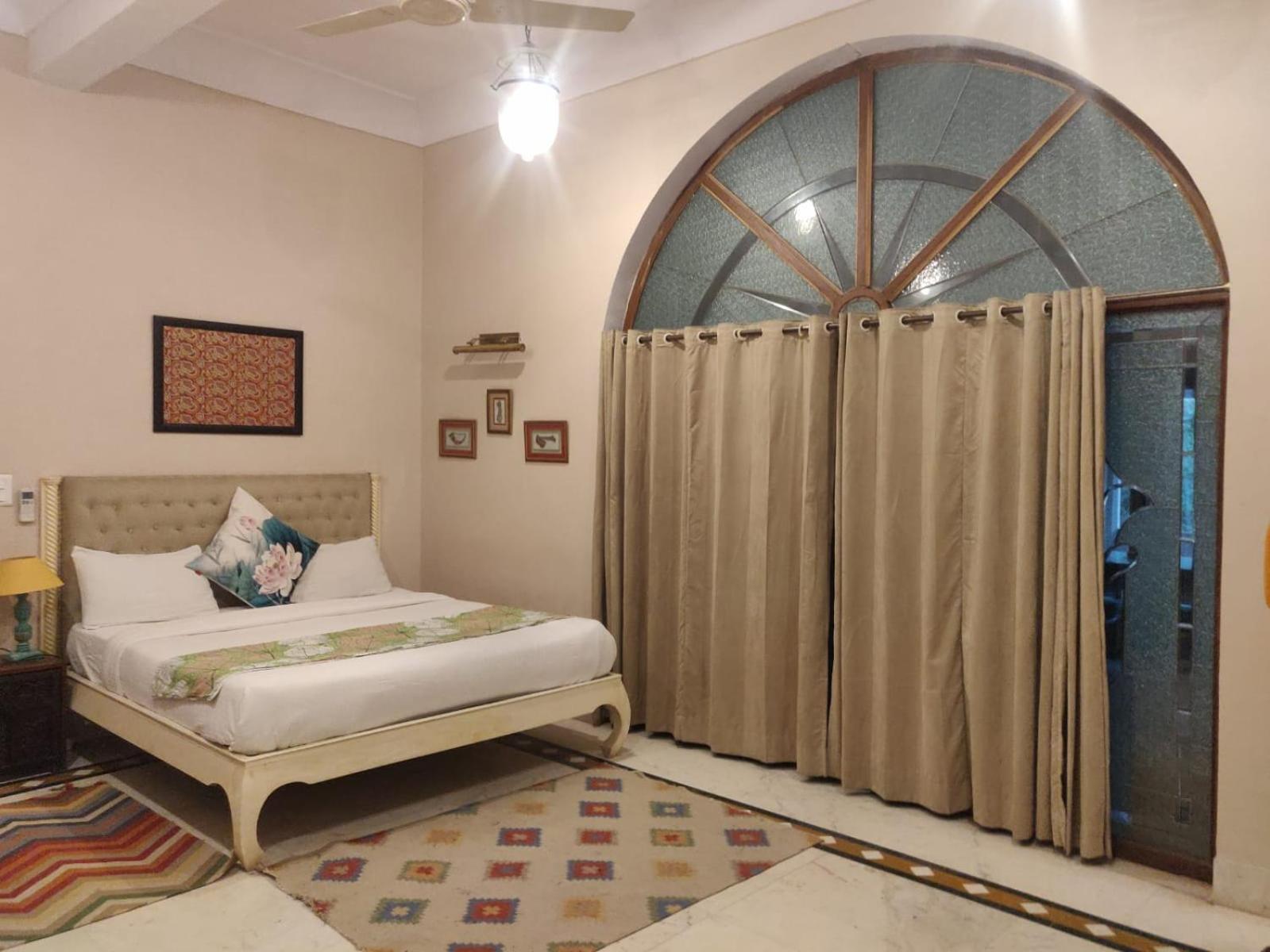 Chhota Mahal 4*