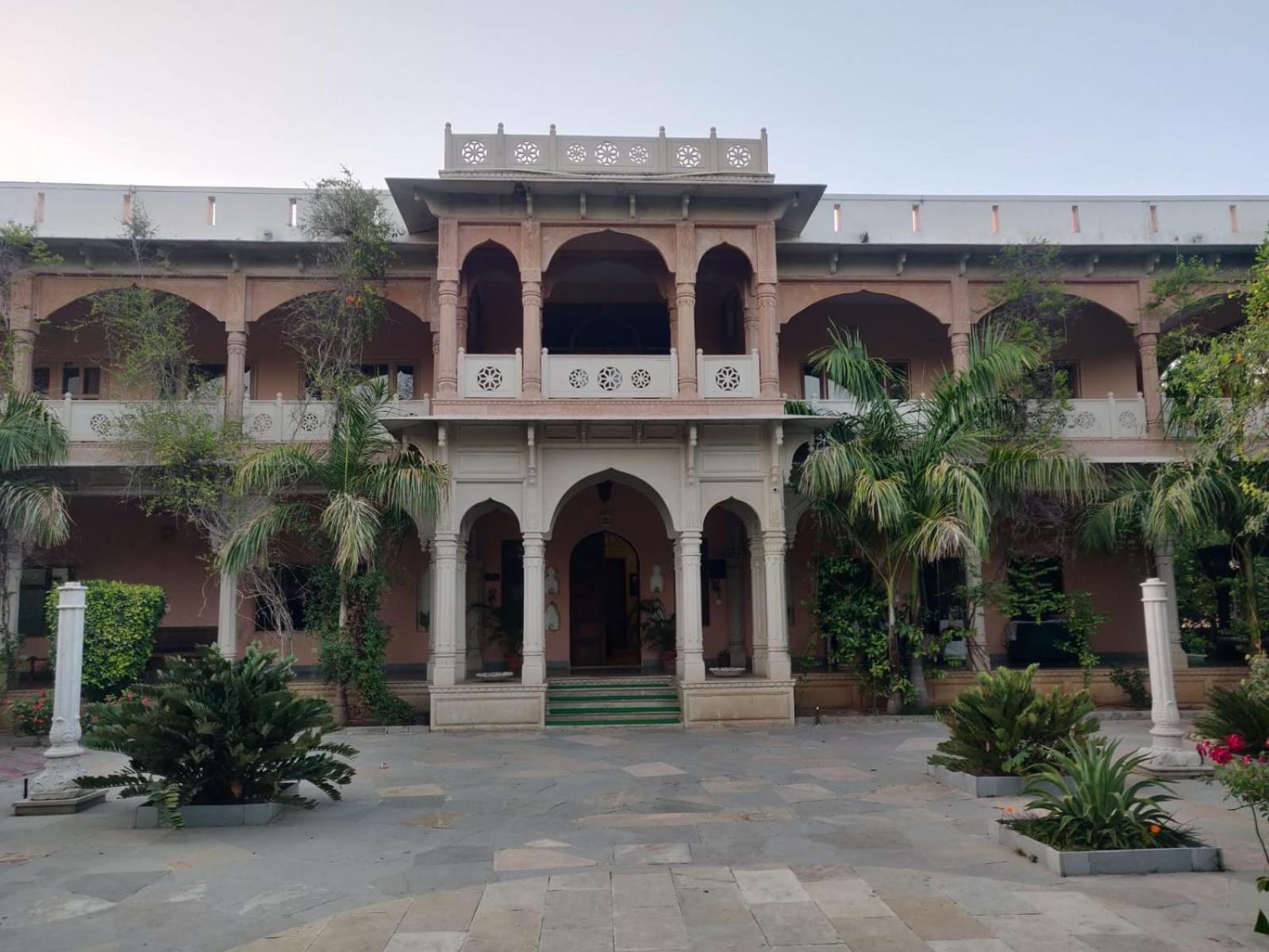 Hotel Chhota Mahal 4*