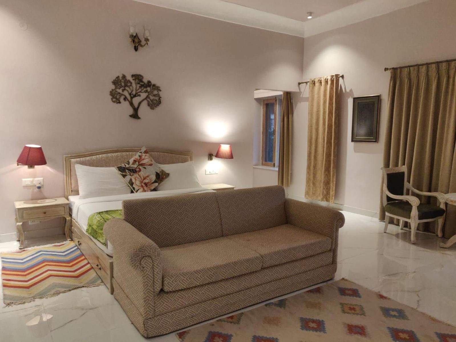 Chhota Mahal 4*