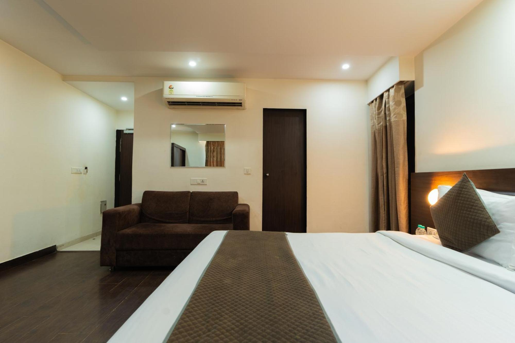 Krishna By Keymagics Hotel Jaipur