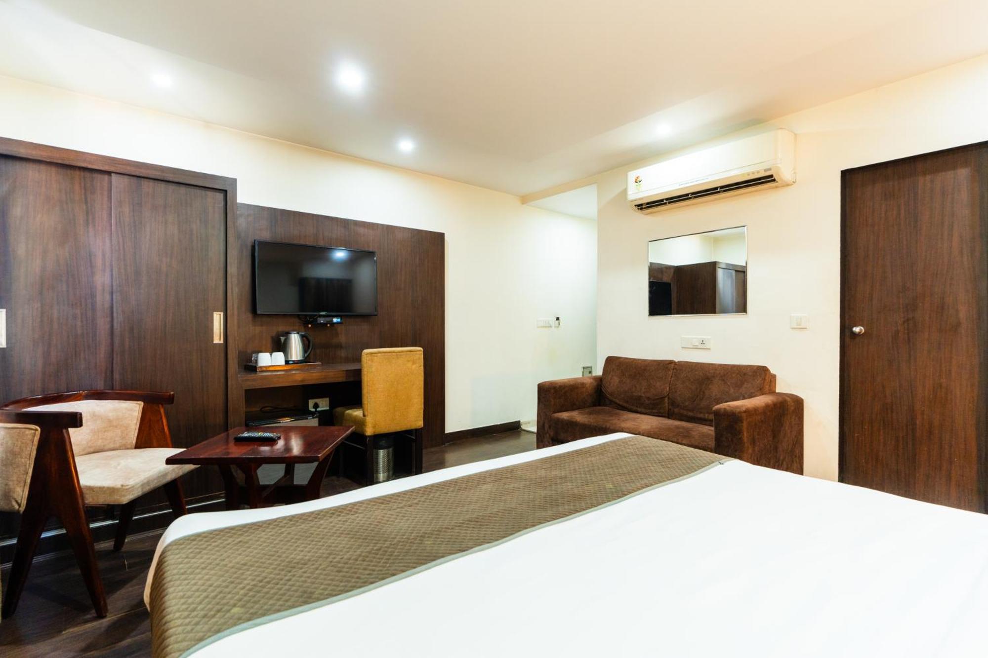 Hotel Krishna By Keymagics