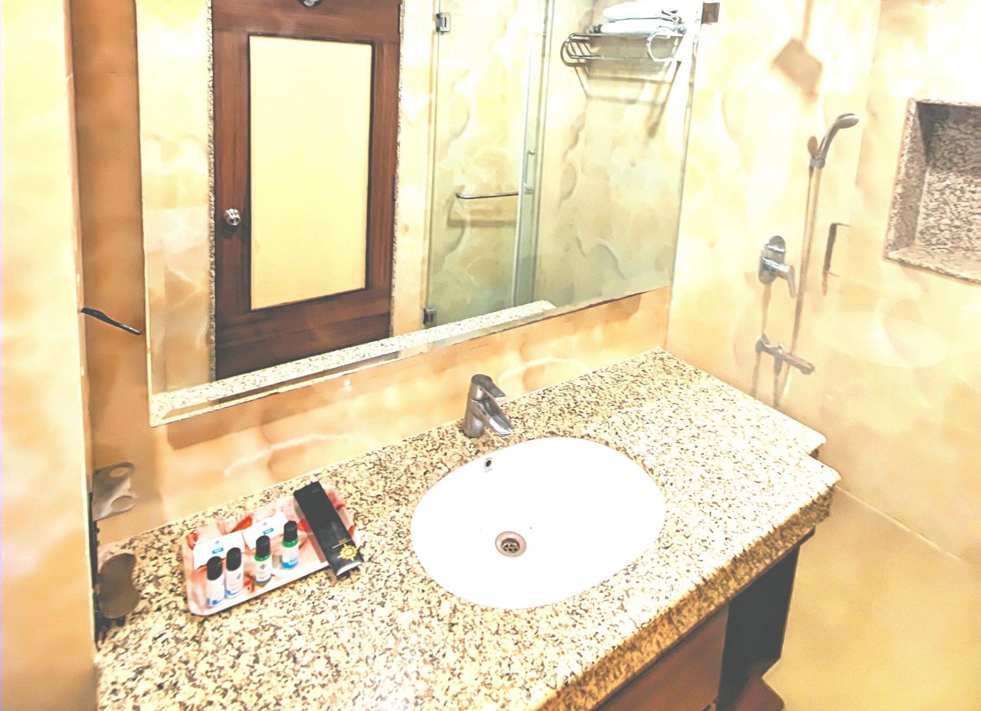 Hotel Indiana Pride Jaipur