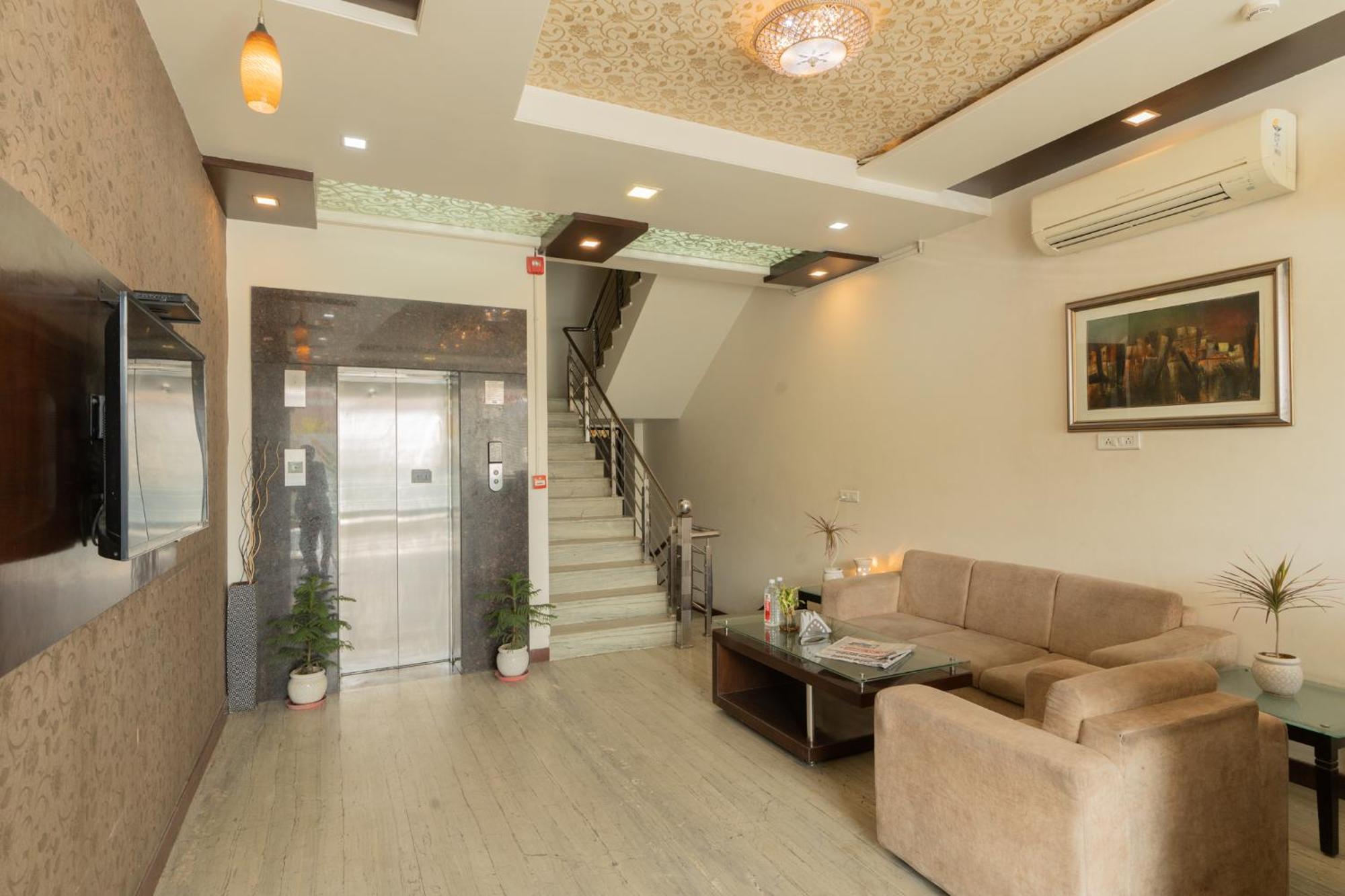 Hotel Signature Jaipur