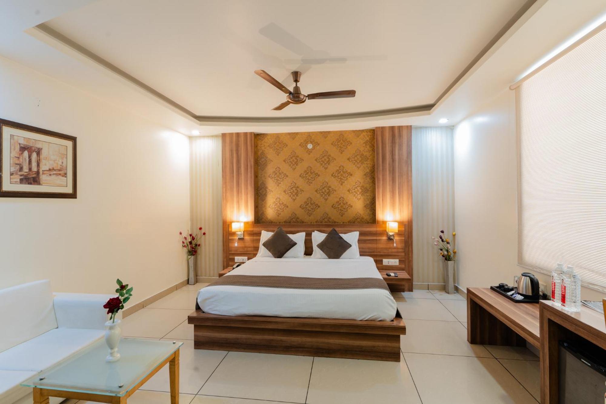 Hotel Signature Jaipur