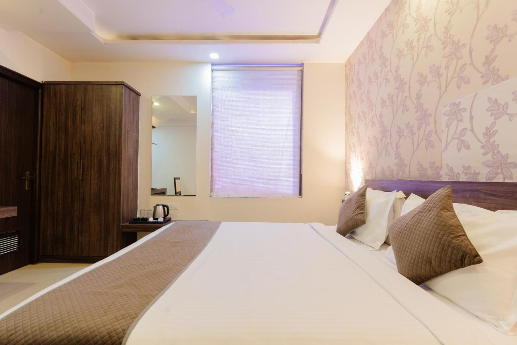 Signature Jaipur