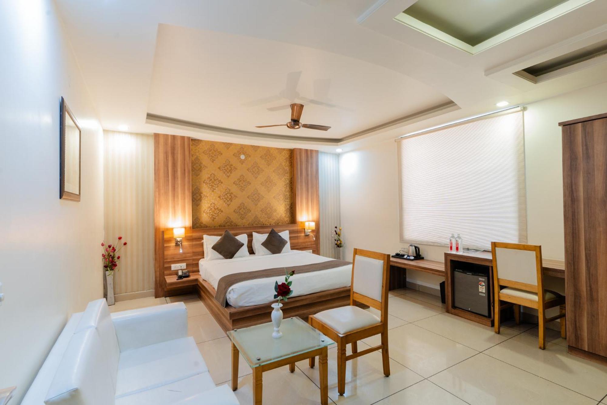 Hotel Signature 3*