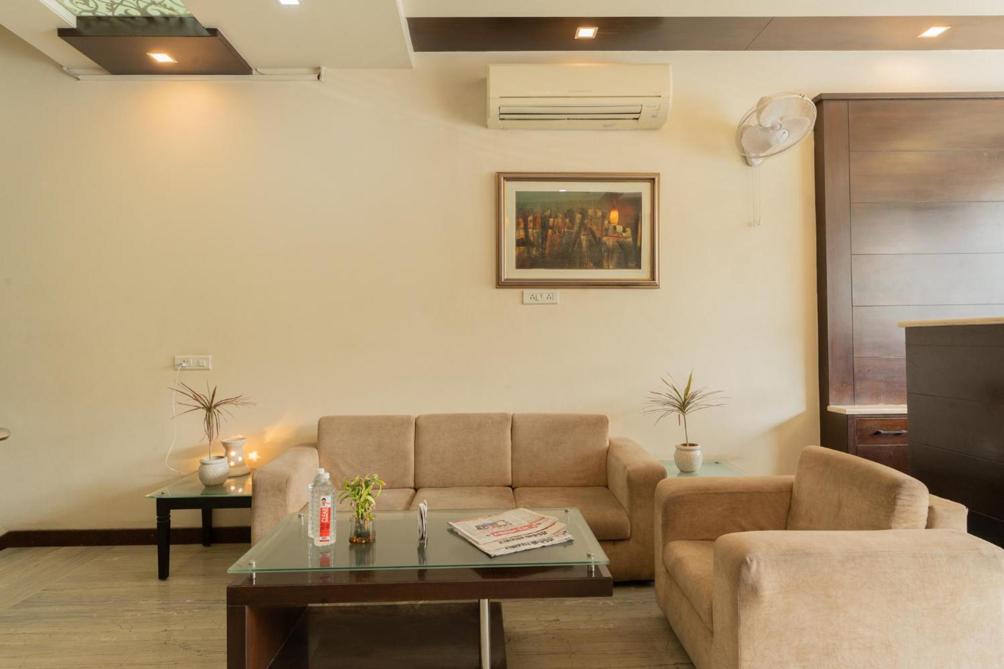 Signature Hotel