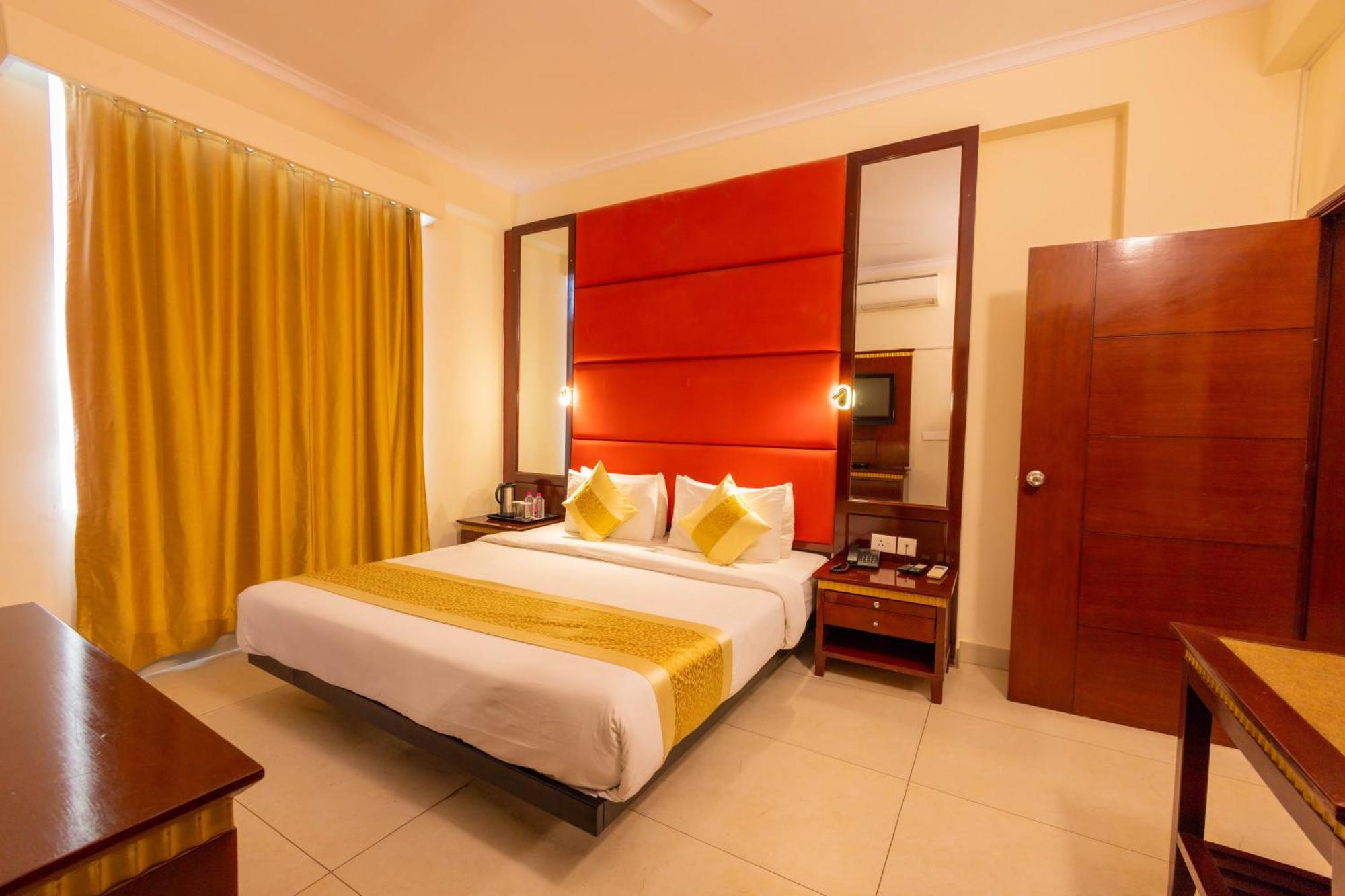 Crestmont Ashapurna Jaipur, Banipark Hotel 3*