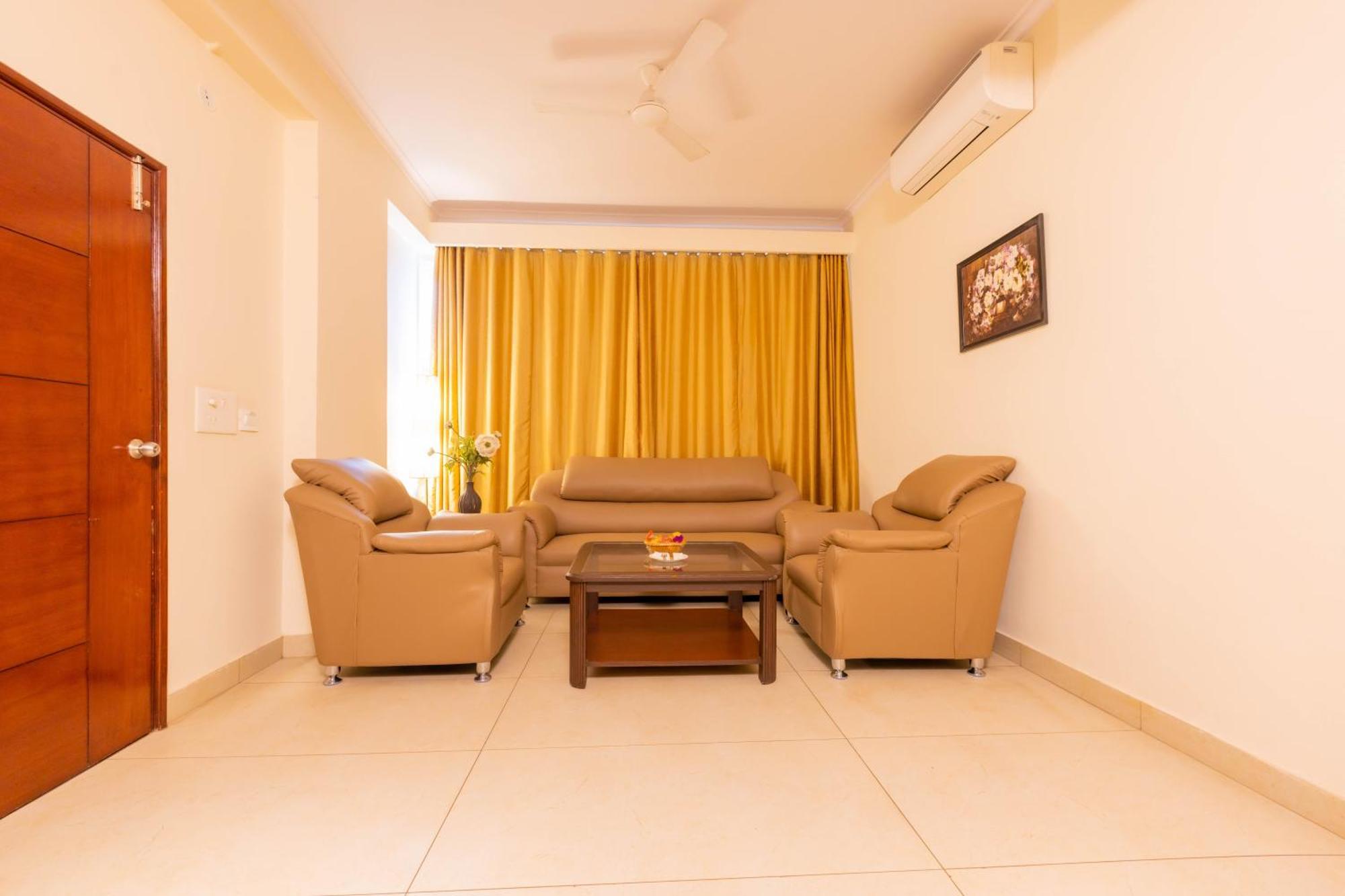 Hotel Crestmont Ashapurna Jaipur, Banipark Jaipur