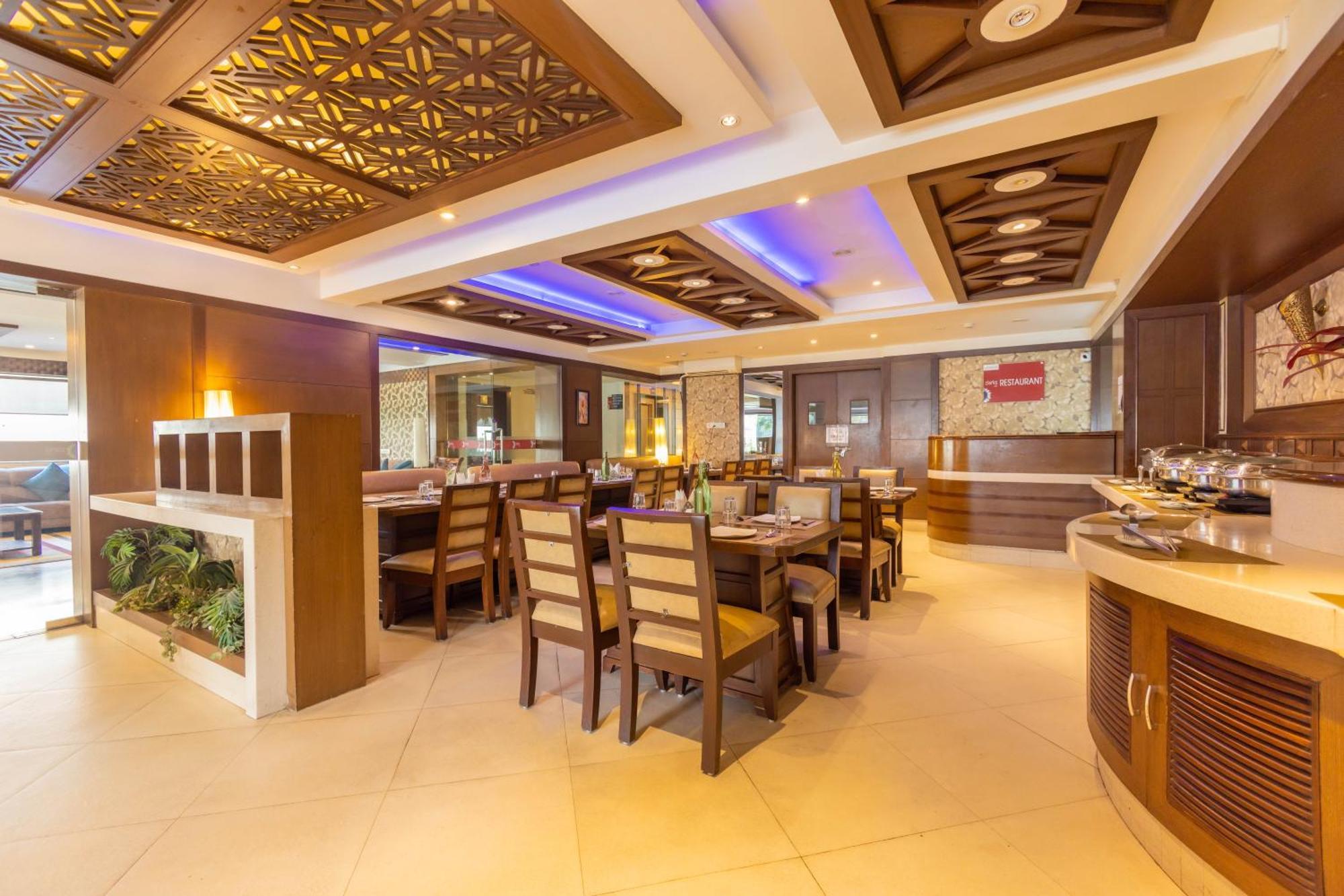 Hotel Crestmont Ashapurna Jaipur, Banipark