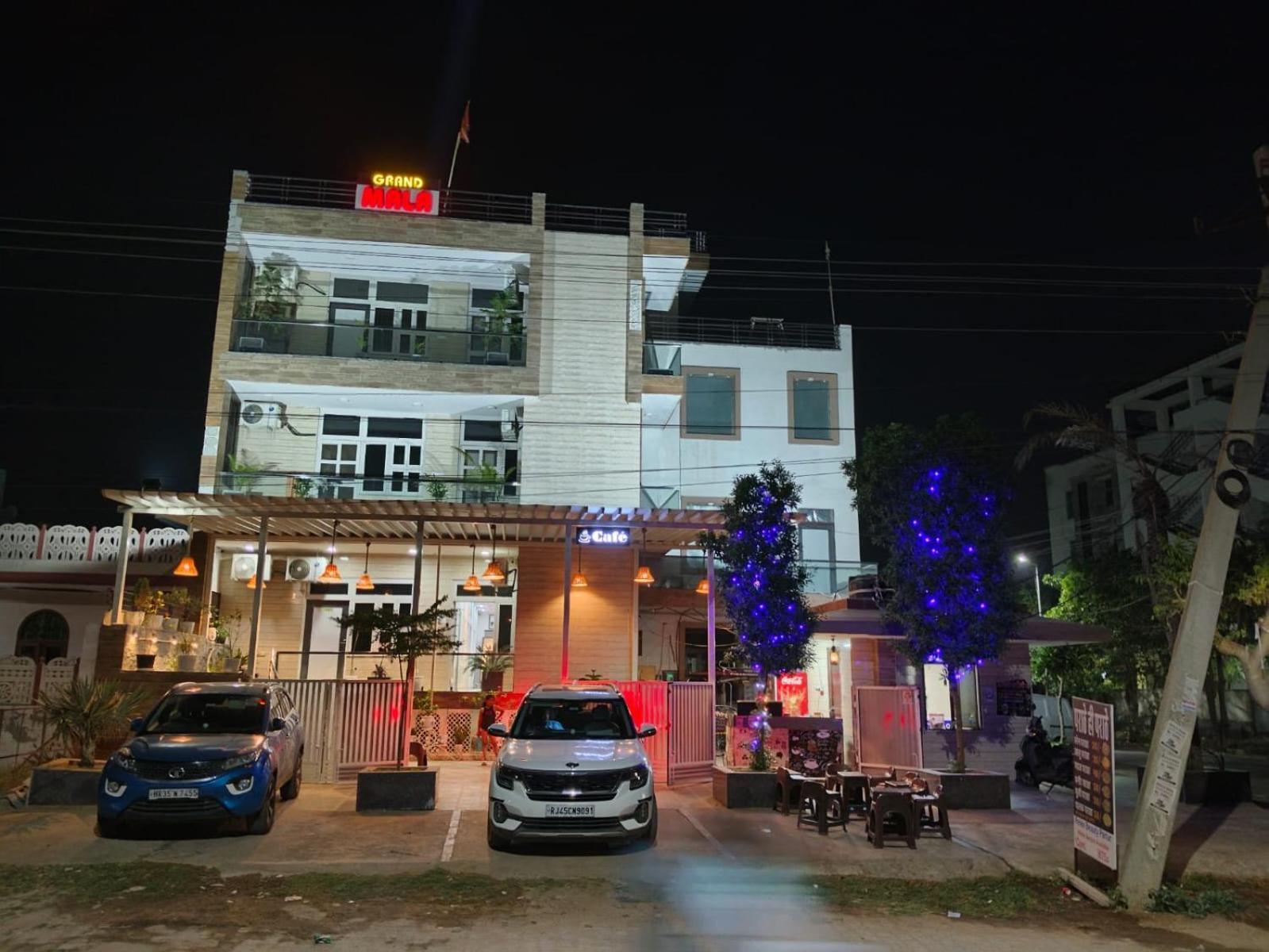Hotel Grand Mala