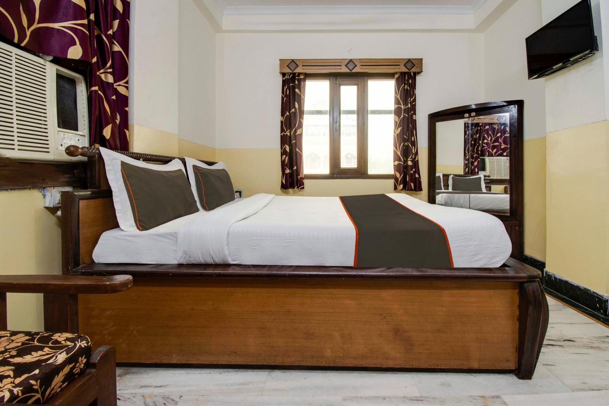 Collection O The Royal Palace Hotel 3*