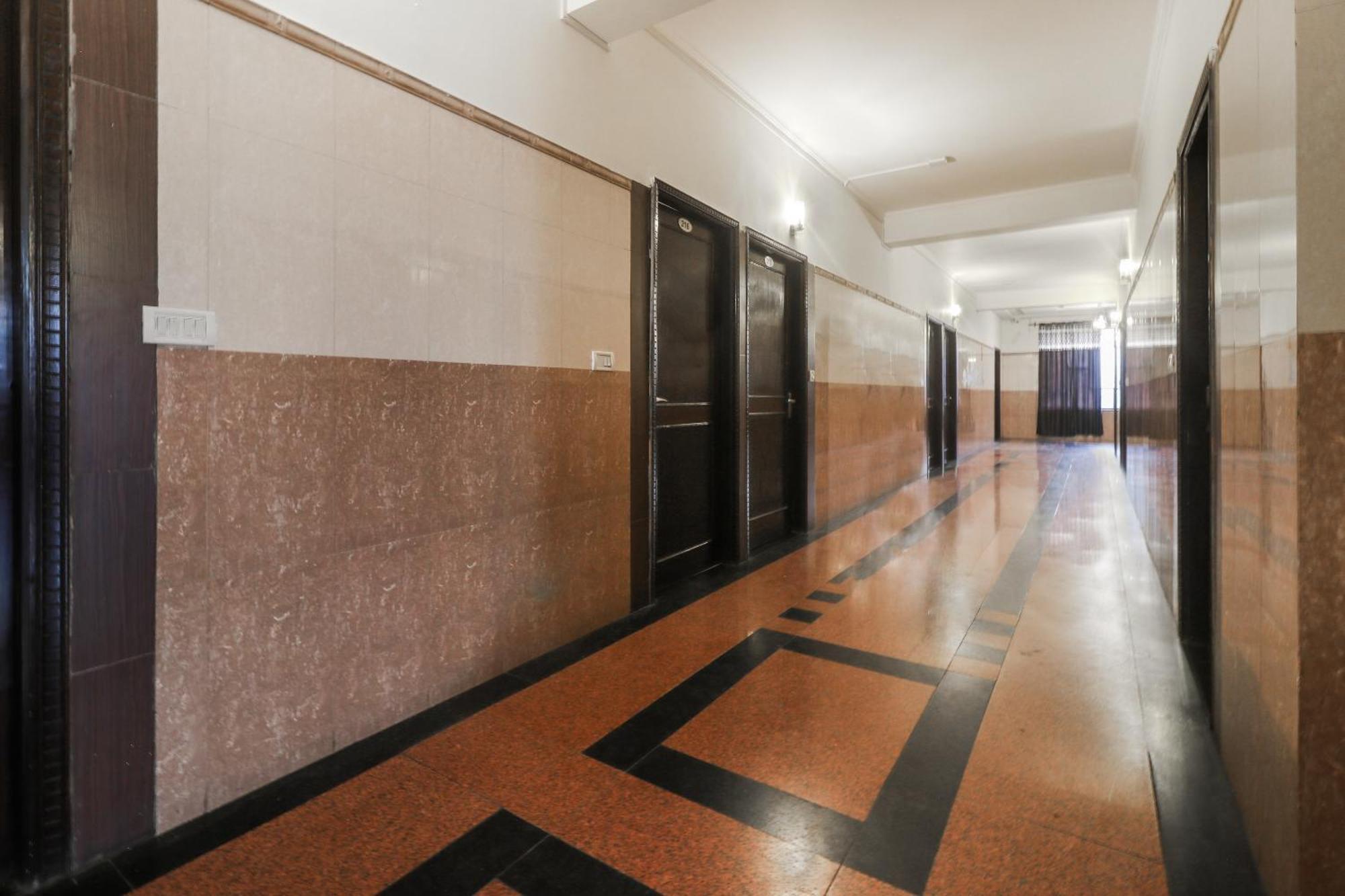 Townhouse Palm's Jaipur