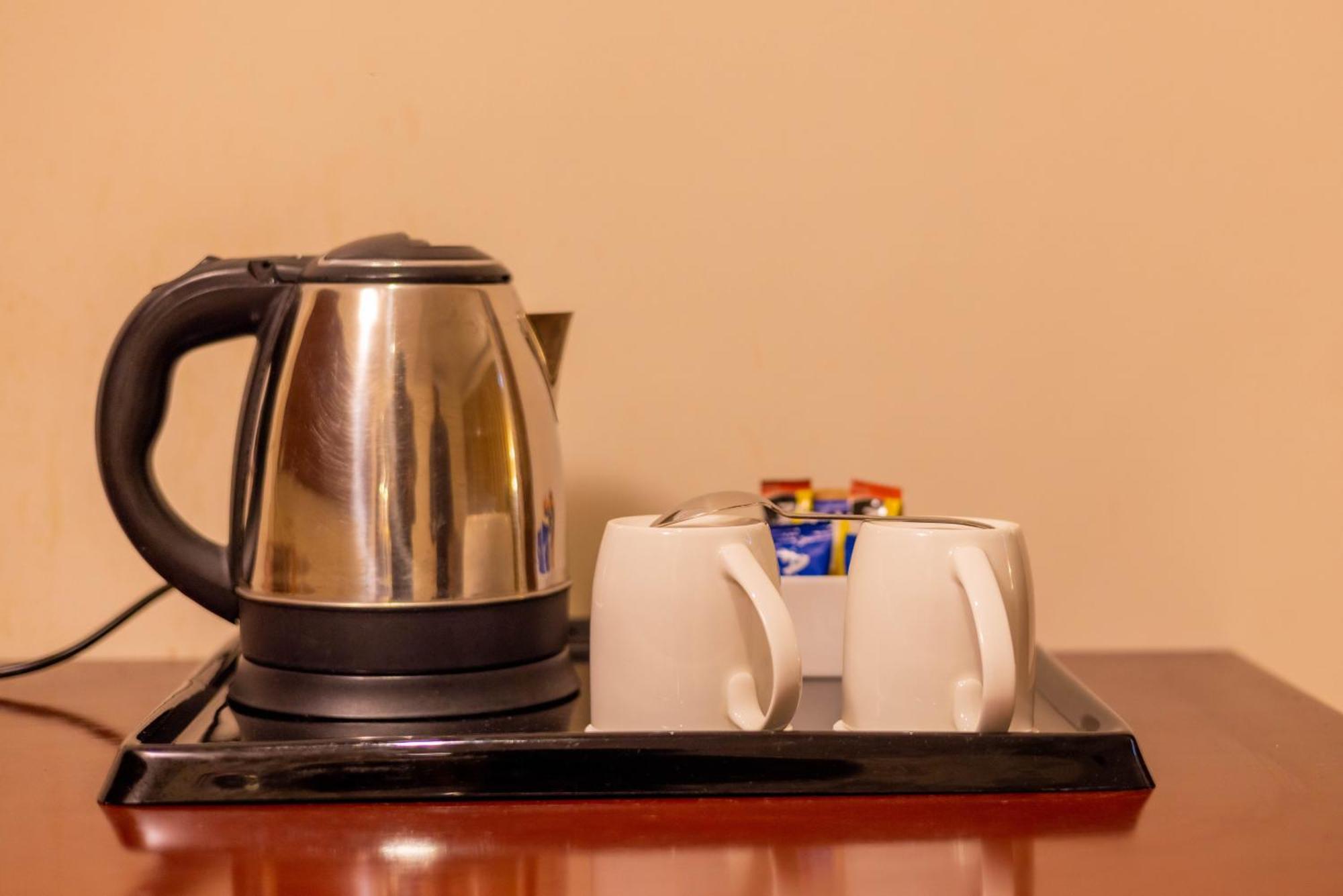 Crestmont Ashapurna Jaipur, Banipark Hotel Jaipur