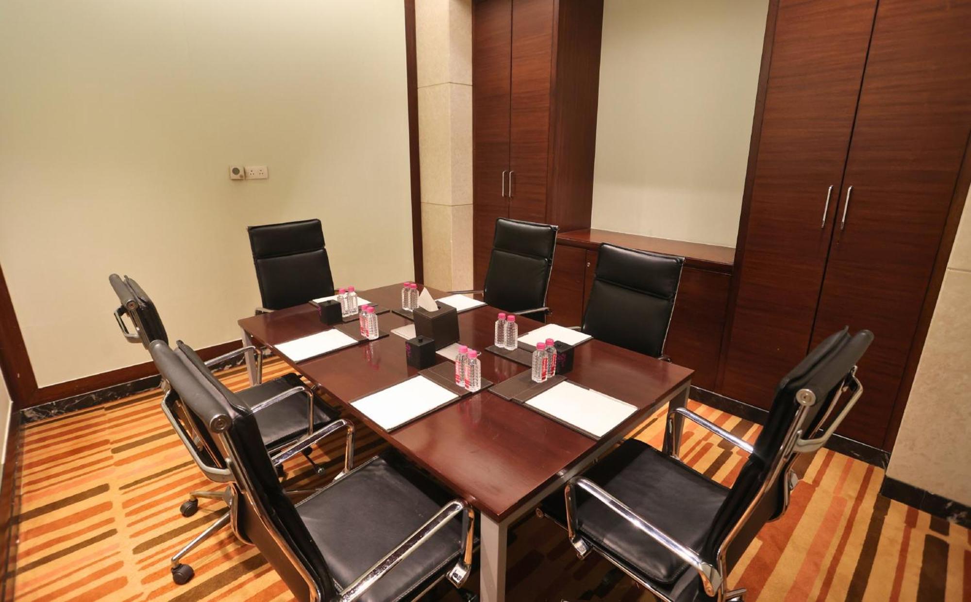 Intercontinental Tonk Road By Ihg