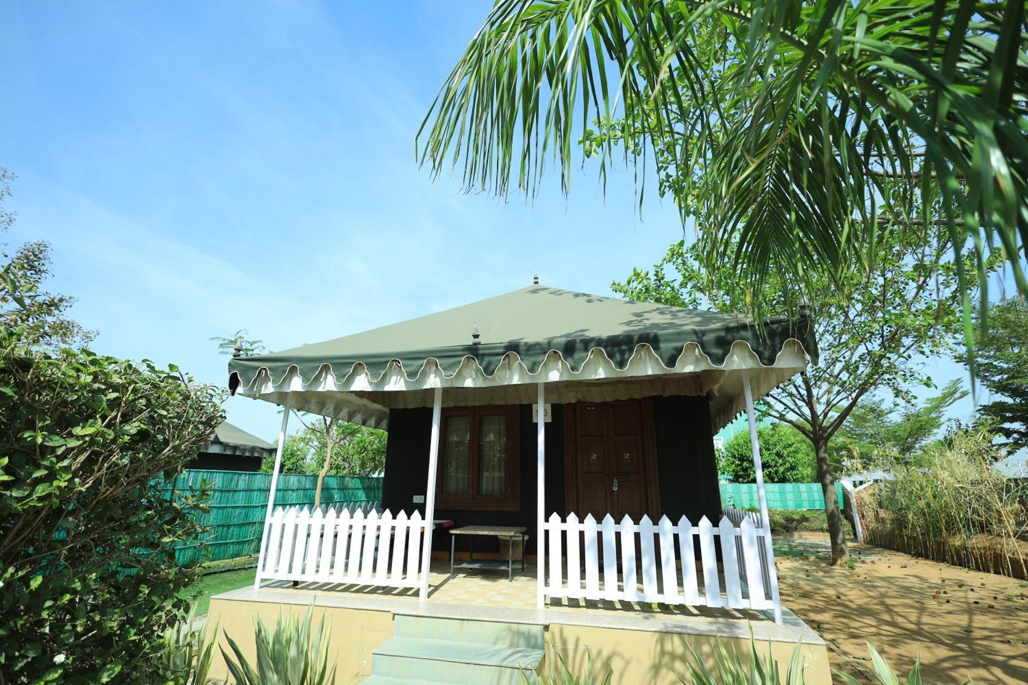 Resort Amrit