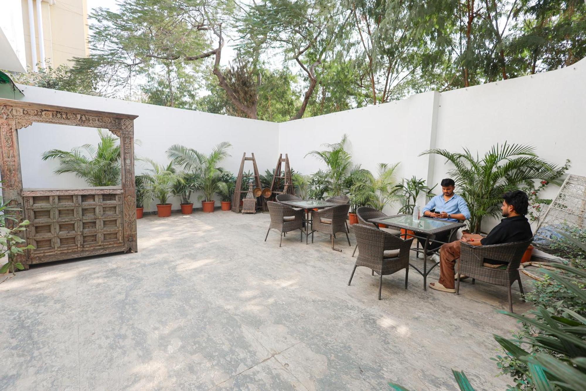 Gumaan Hotel 3*
