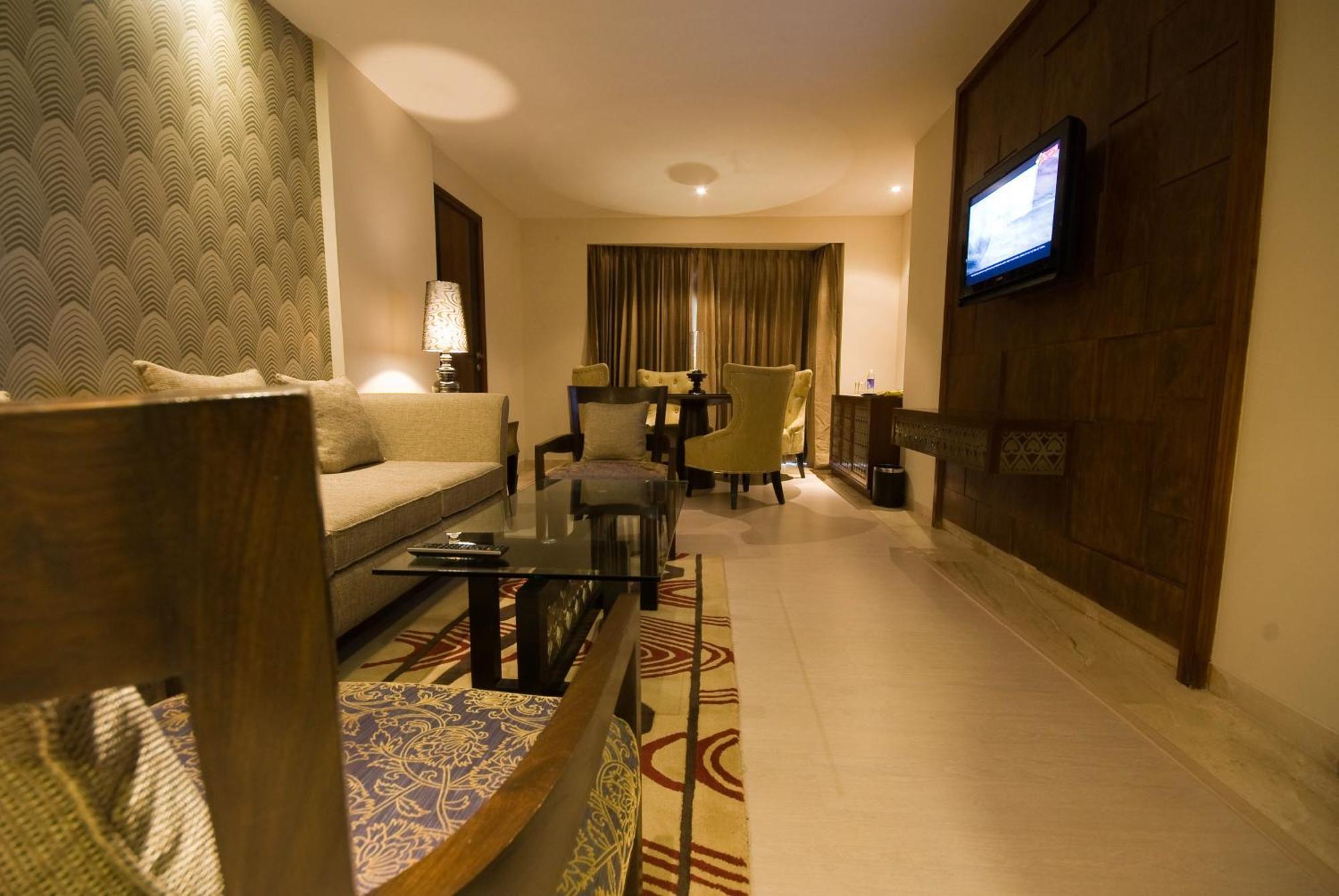 Hotel The Fern,
