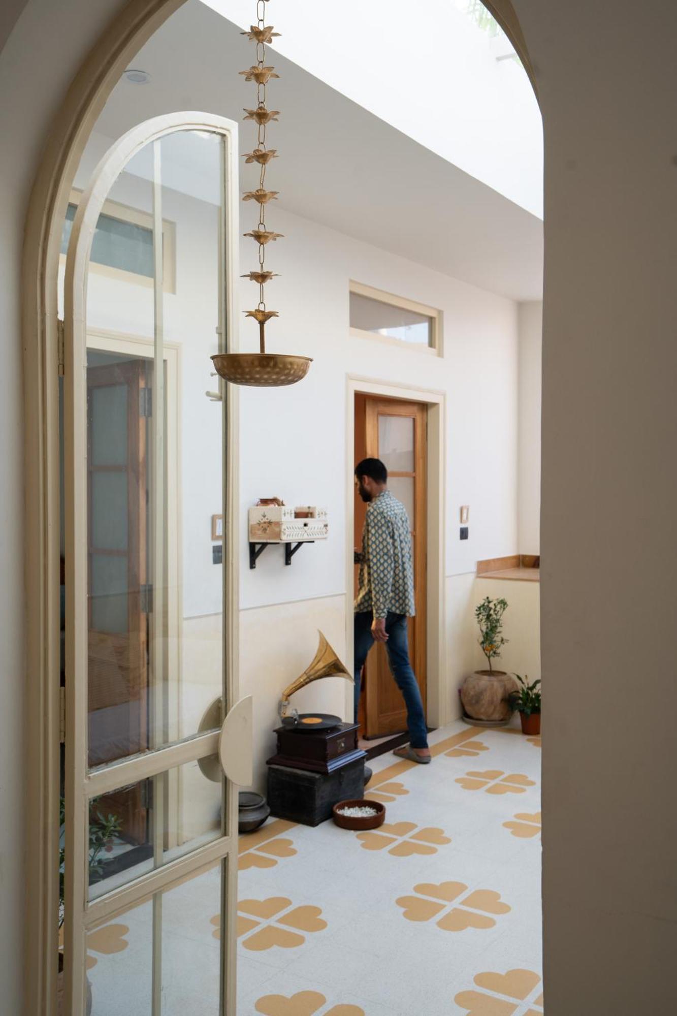 Guest house Rajan House