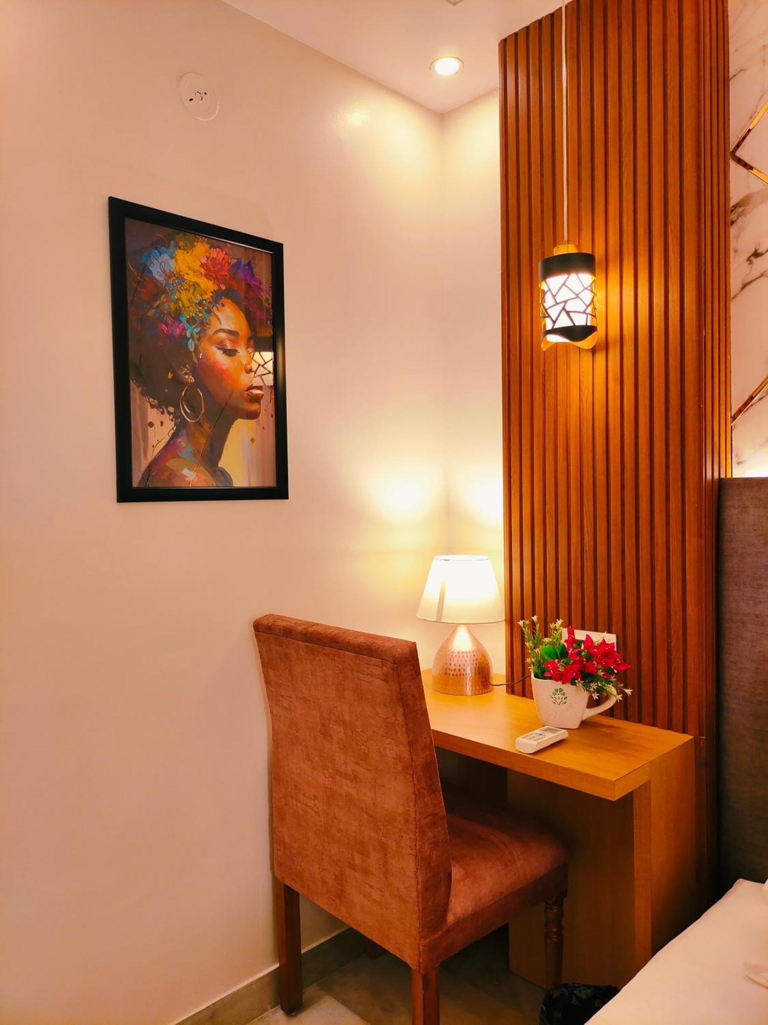 Sarang Palace - A Luxury Boutique