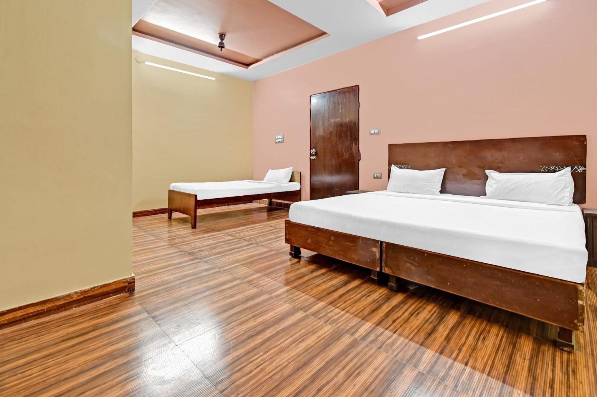 Hotel Collection O Bharat Palace 4*