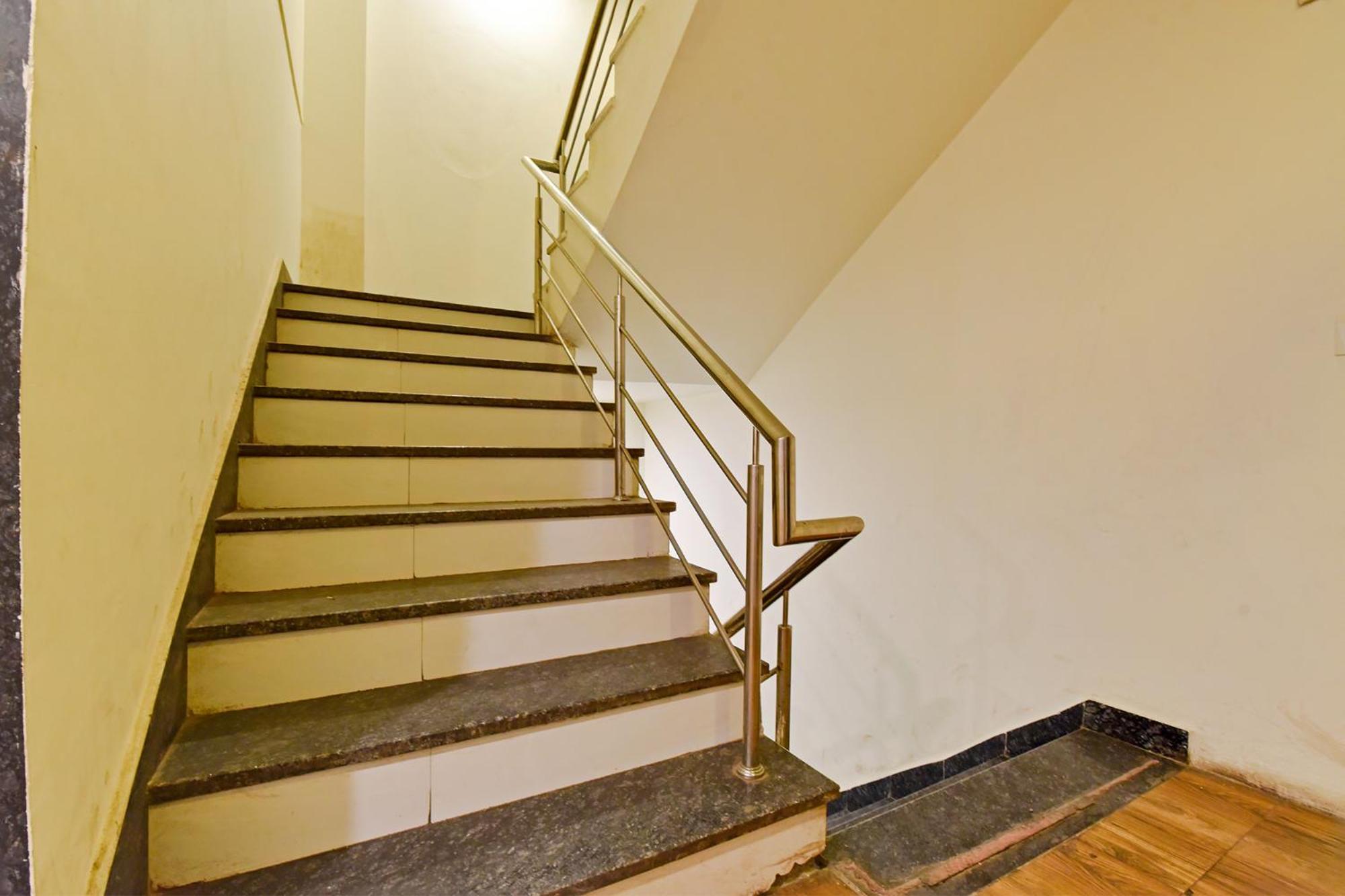 Super Townhouse 79651 Townhouse Oth Buddhi