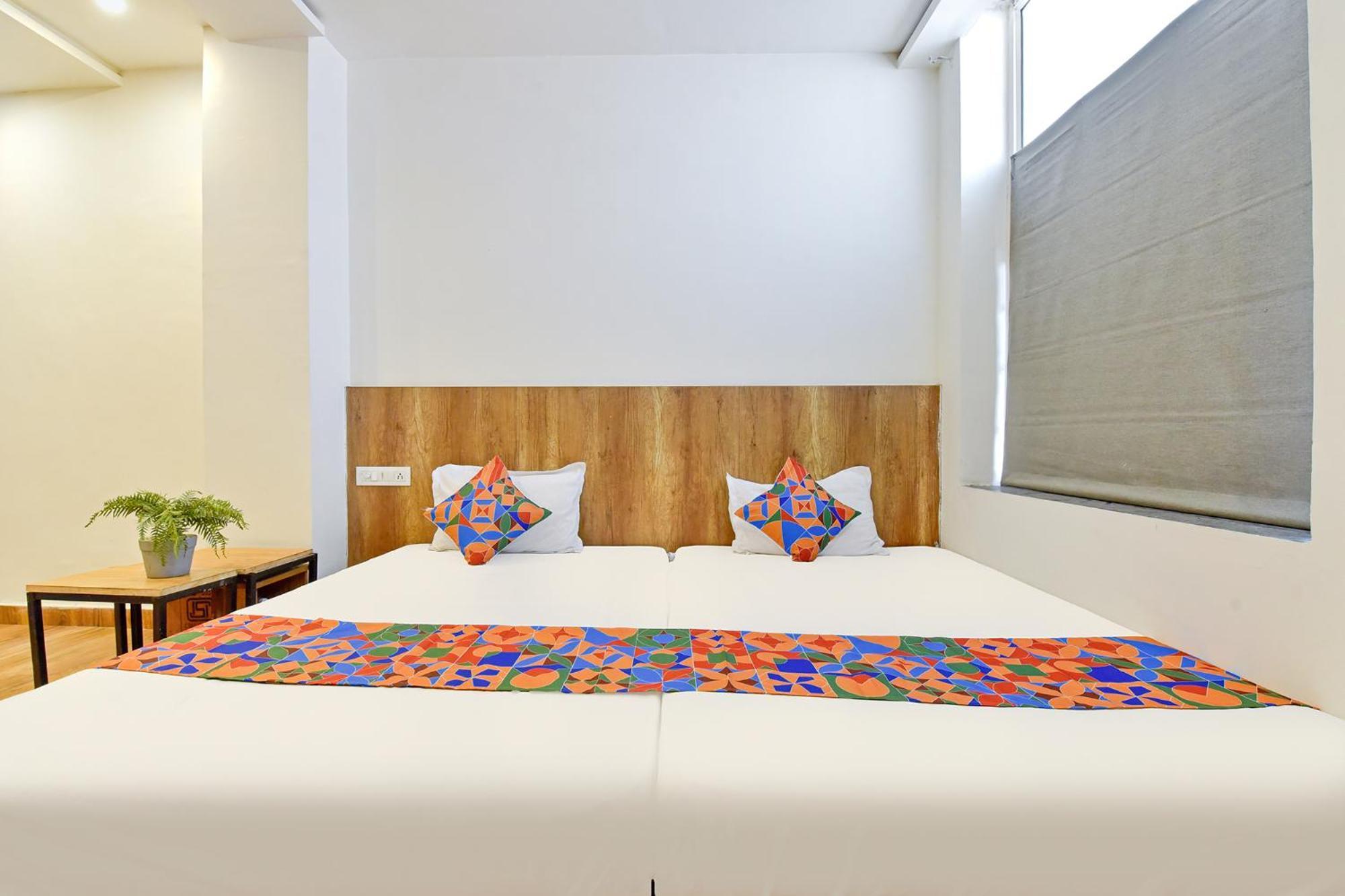 Super Townhouse 79651 Townhouse Oth Buddhi