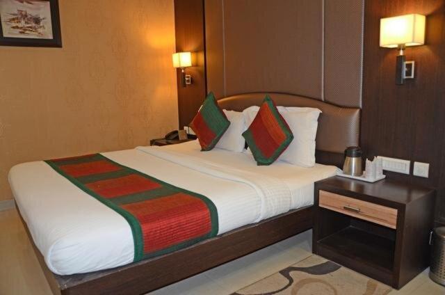 Siddharth Palace Hotel