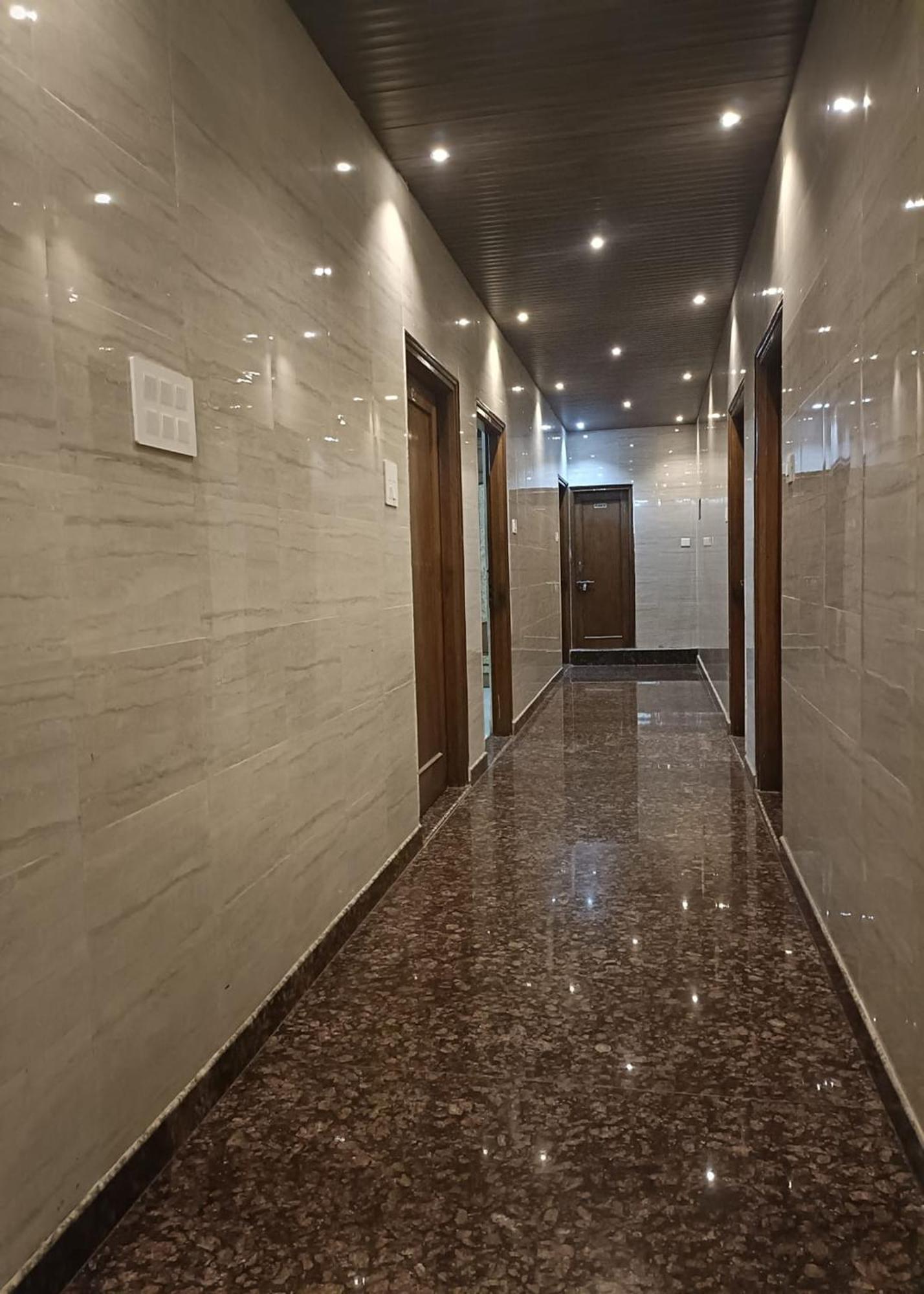 Hotel Purohit 4*