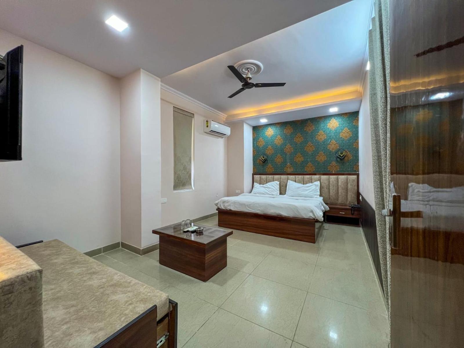 Surya Mani Hotel Jaipur