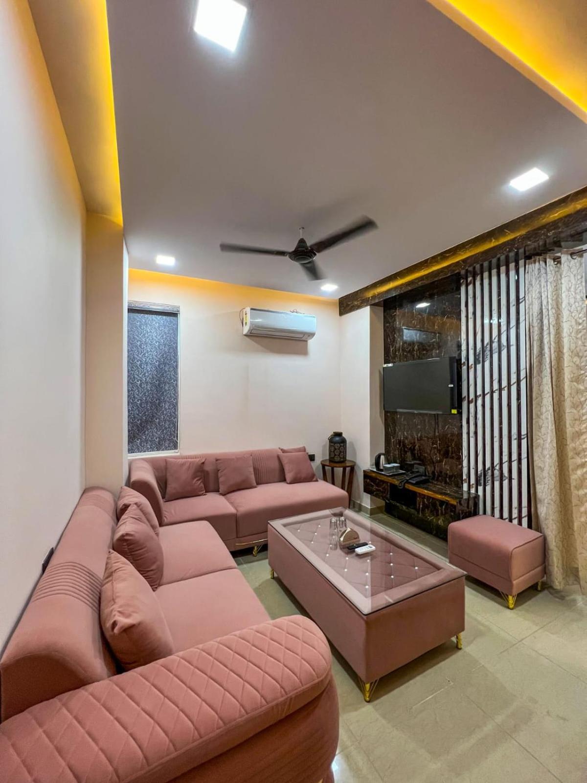 Hotel Surya Mani