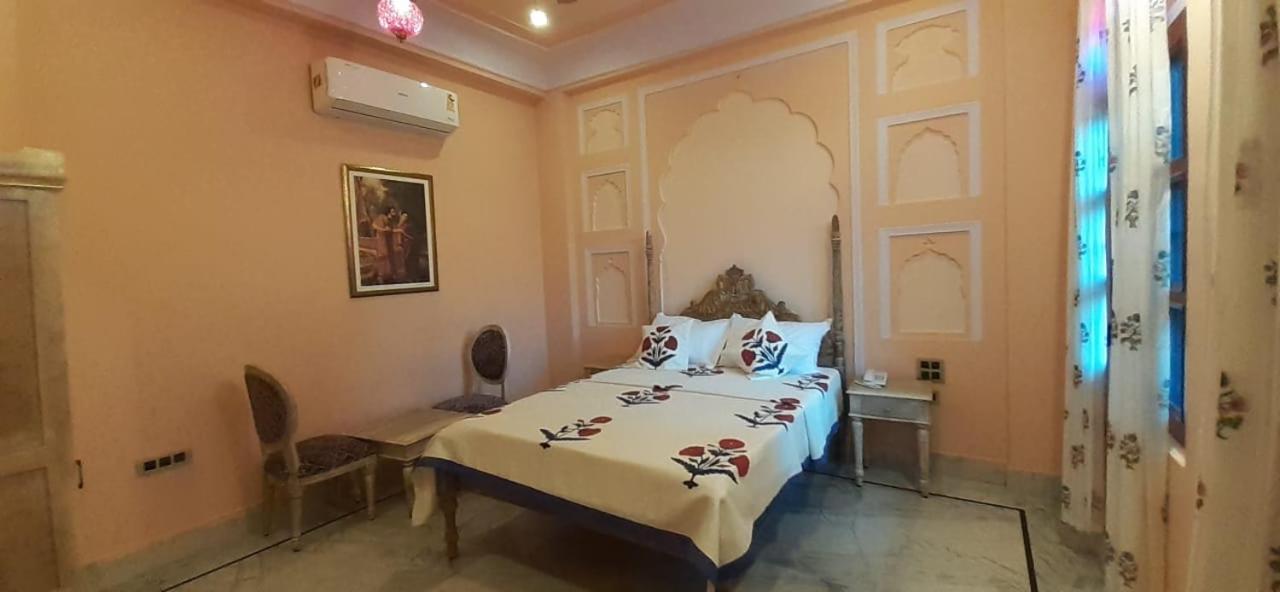 Hotel Raj Rajeshwari Haveli 3*