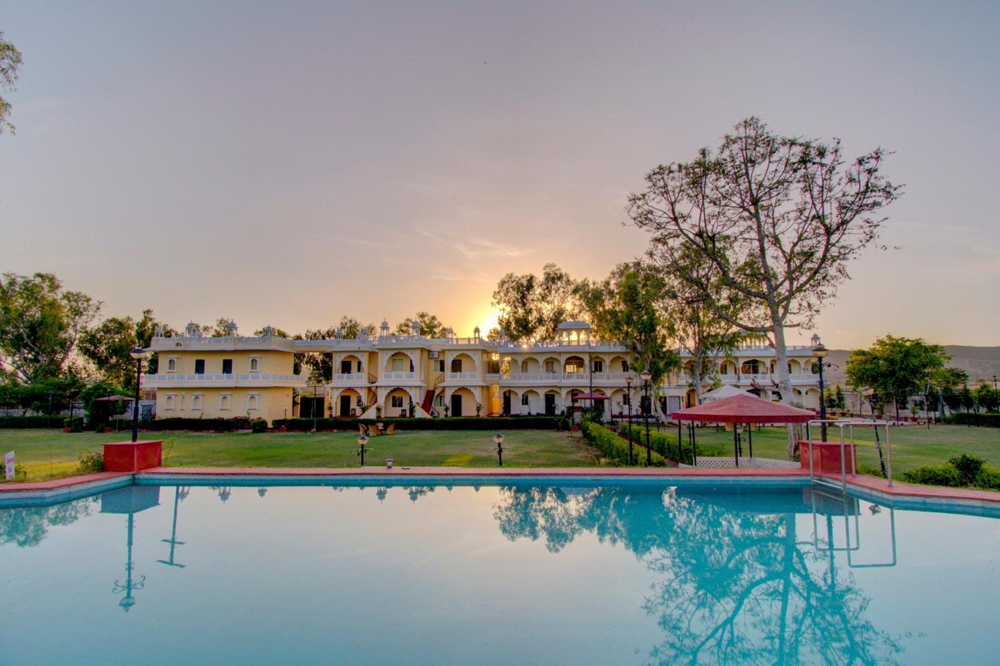 Resort Palette - Rani Bagh