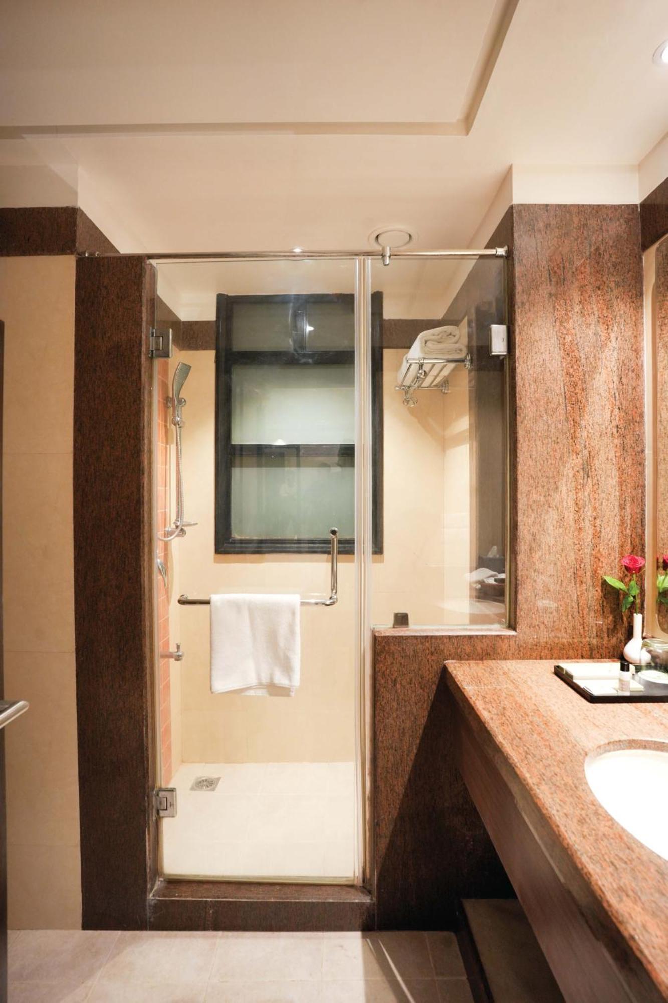 Leisure Grand Chanakya Hotel