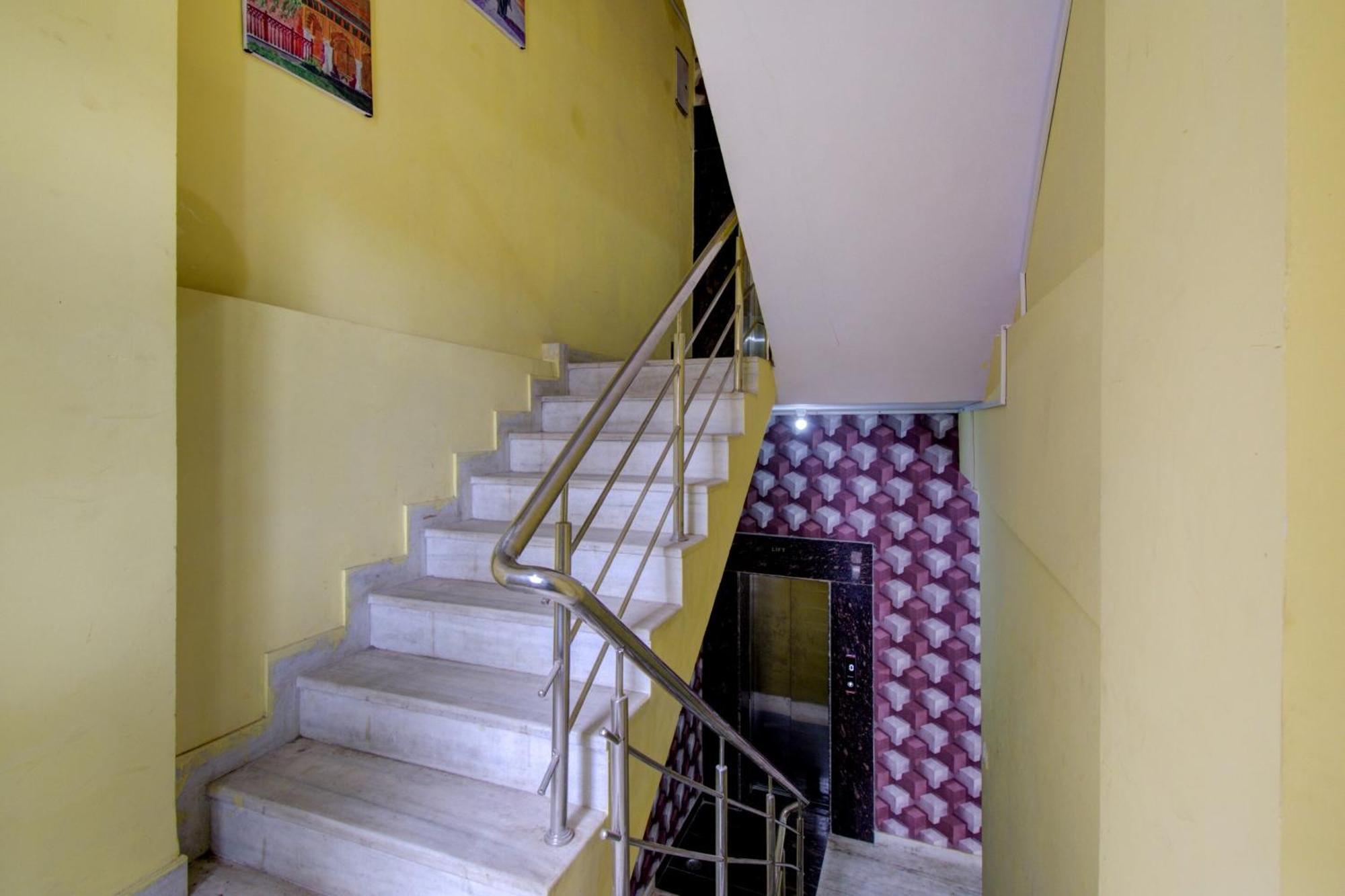 Hotel O J.n.d Jaipur
