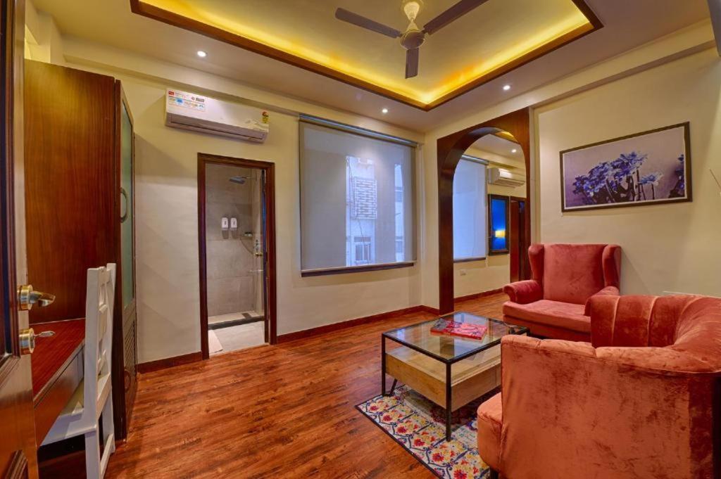 Hotel Gulmohar Mansion - A Boutique