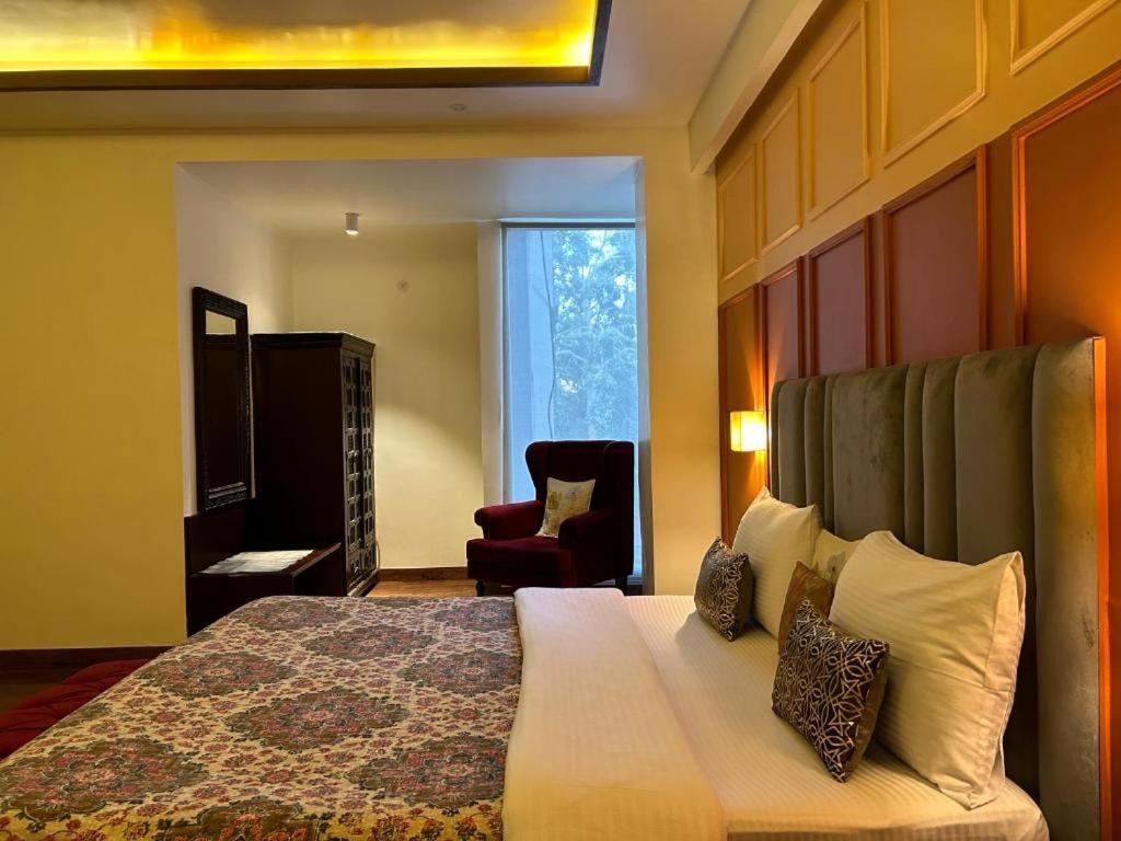 Gulmohar Mansion - A Boutique