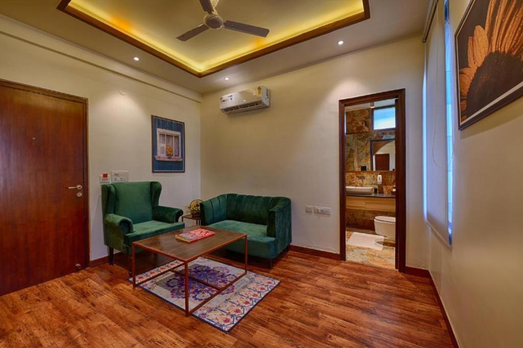 Hotel Gulmohar Mansion - A Boutique