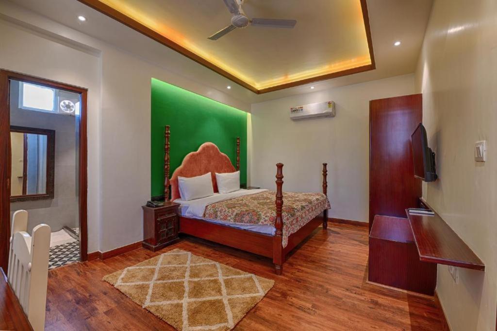 Gulmohar Mansion - A Boutique Hotel 3*