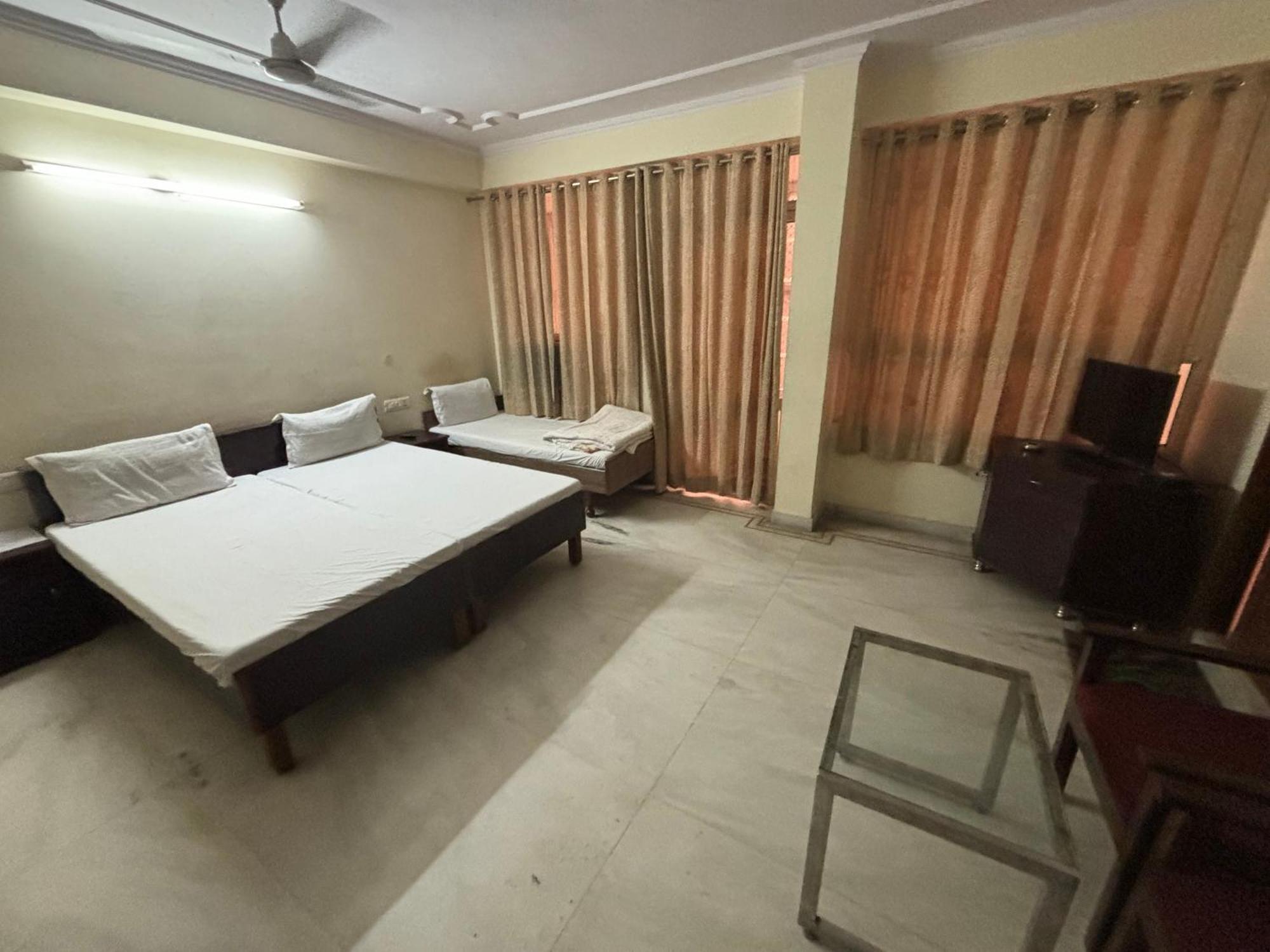 Siddhi Vinayak Station Road Hotel Jaipur