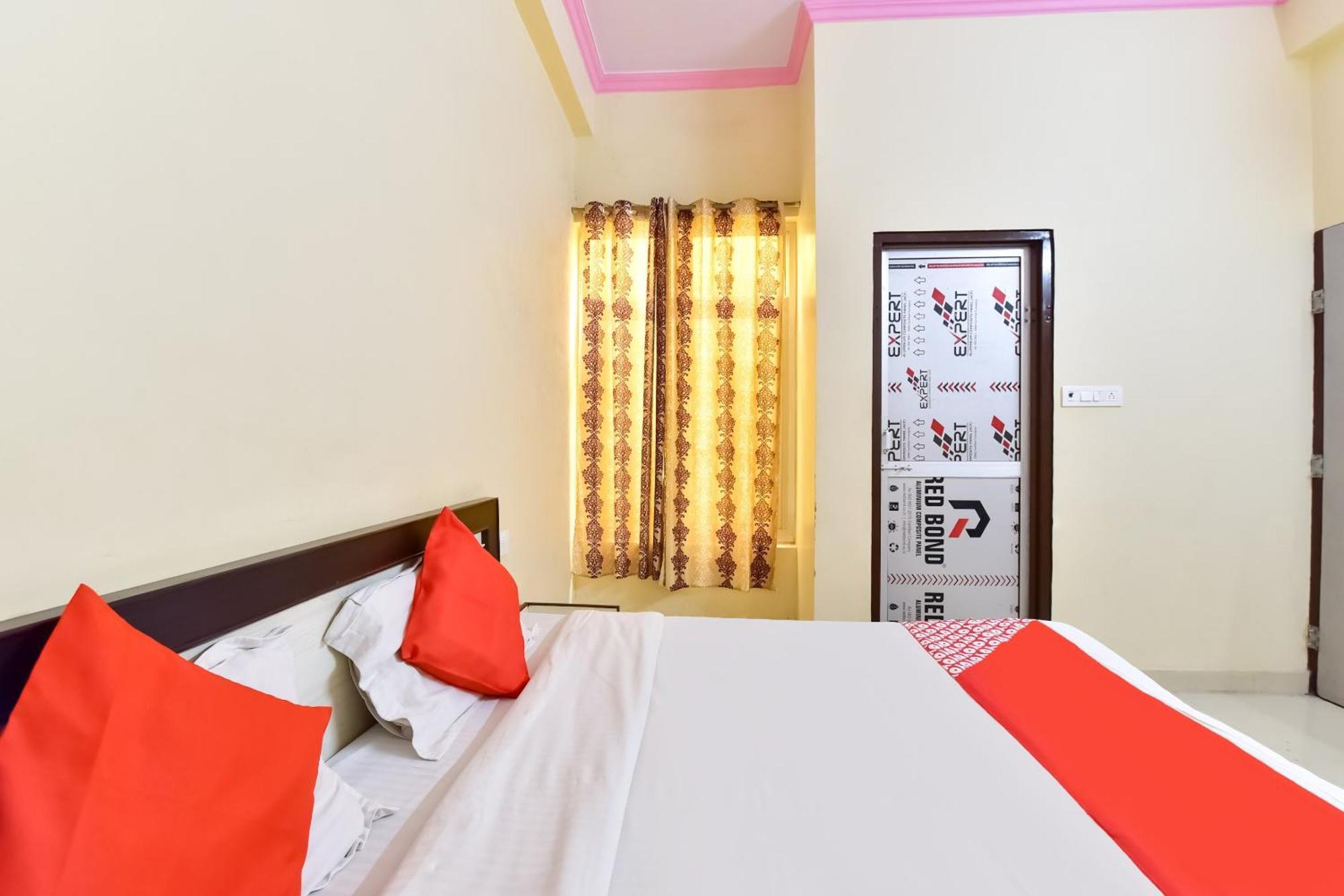 Hotel O Amar Palace Jaipur